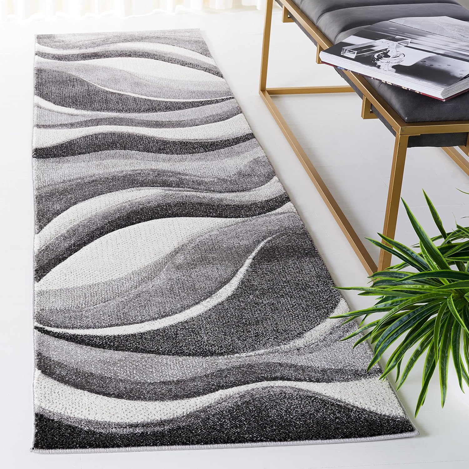 SAFAVIEH Hollywood Collection Runner – 2’3″ x 6′, Grey & Ivory, Modern Design, Non-Shedding & Easy Care, Ideal for High Traffic Areas in The Living Room, Dining, Bedroom (HLW766G) SAFAVIEH Hollywood Collection Runner – 2’3″ x 6′, Grey & Ivory, Modern Design, Non-Shedding & Easy Care, Ideal for High Traffic Areas in The Living Room, Dining, Bedroom (HLW766G)