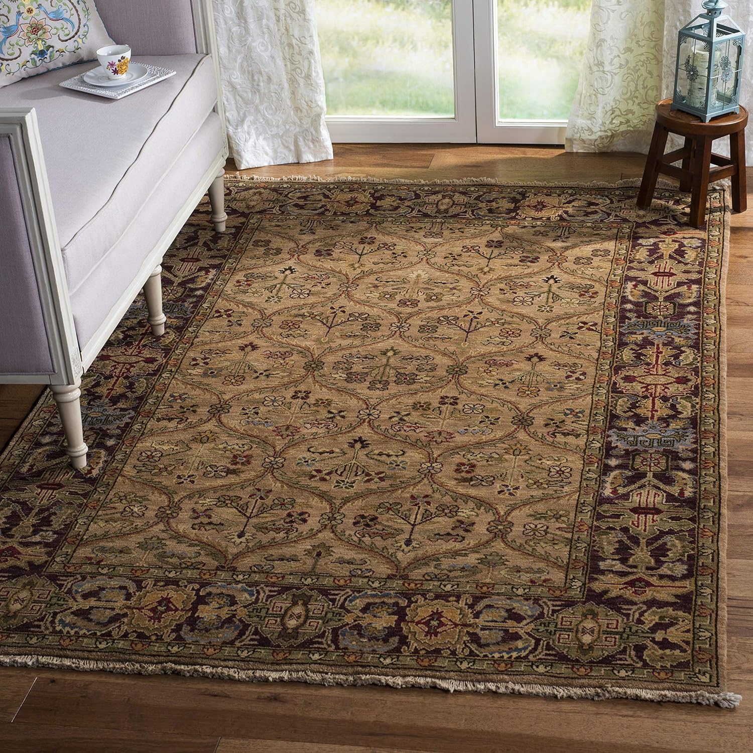 SAFAVIEH Old World Collection Area Rug - 6' x 9', Camel, Handmade Traditional Oriental Wool, Ideal for High Traffic Areas in Living Room, Bedroom (OW119B)