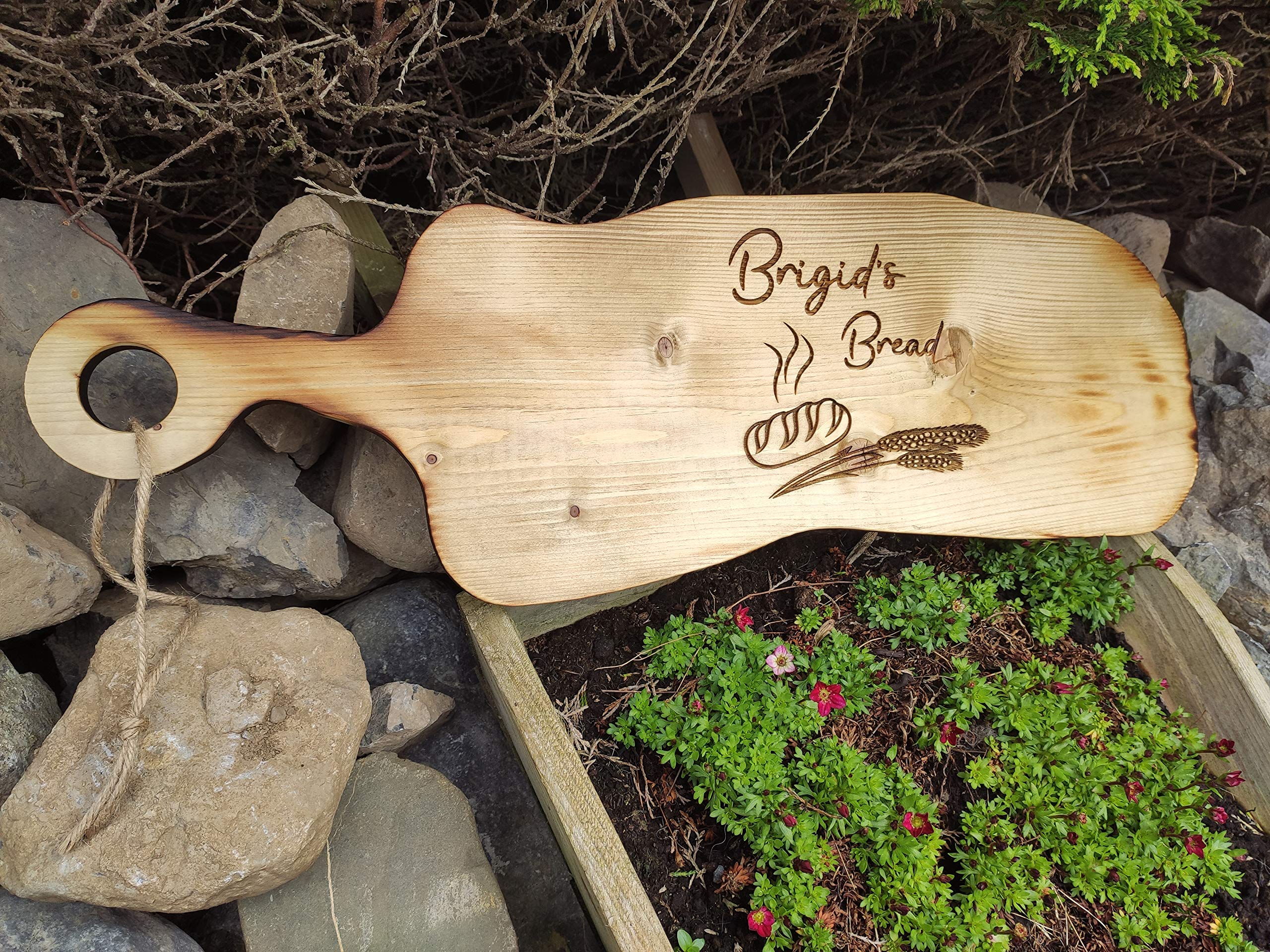 Tabla de cortar grande hecha a mano con grabados, madera maciza, servir o cortar, tabla de cortar de madera