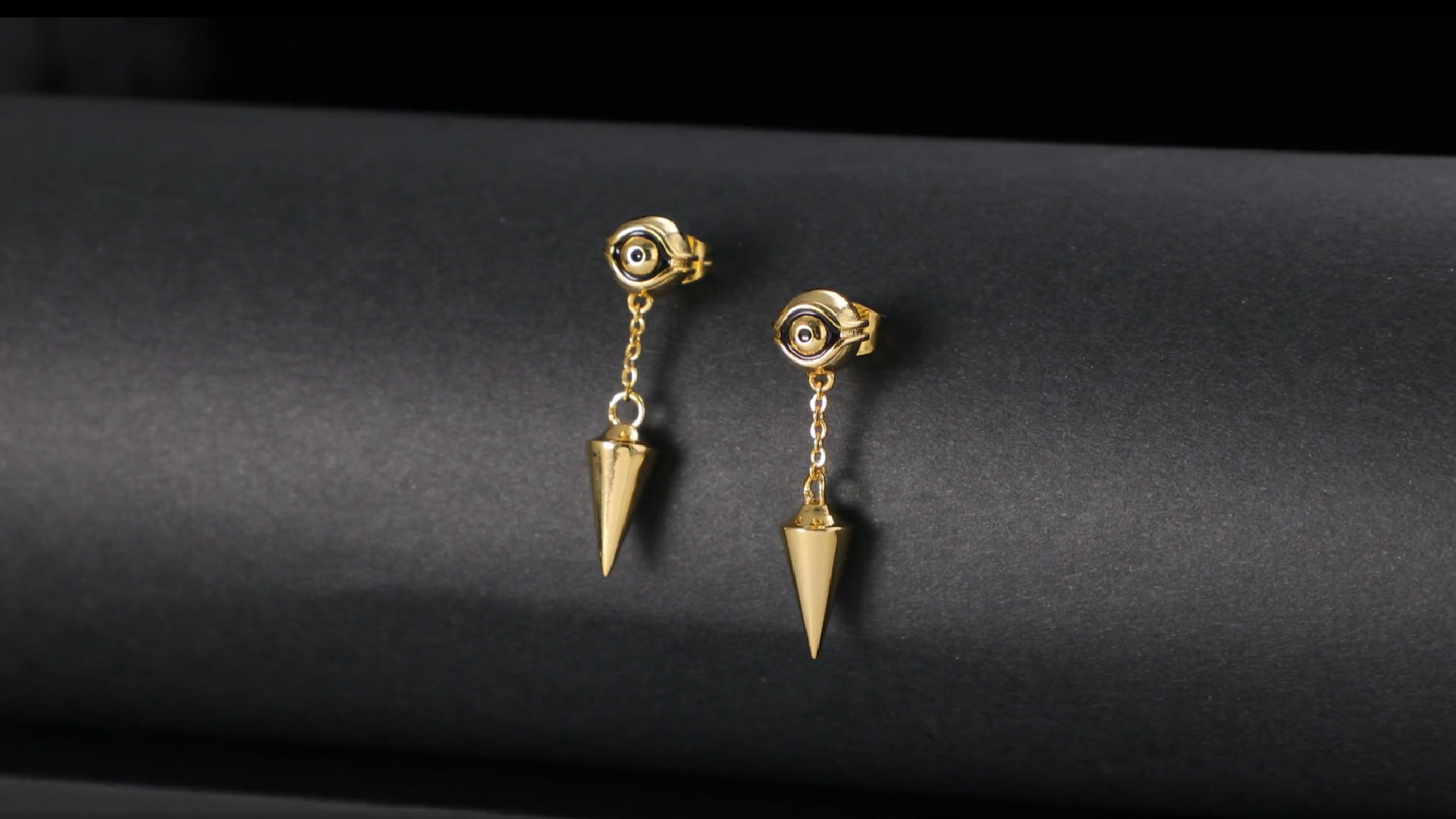 RILY 18k Pin Earring Gold ピアス　hyu Amazon.com: HELLOICE Eye of Ra Dangle Earrings Stud Earrings Hoop