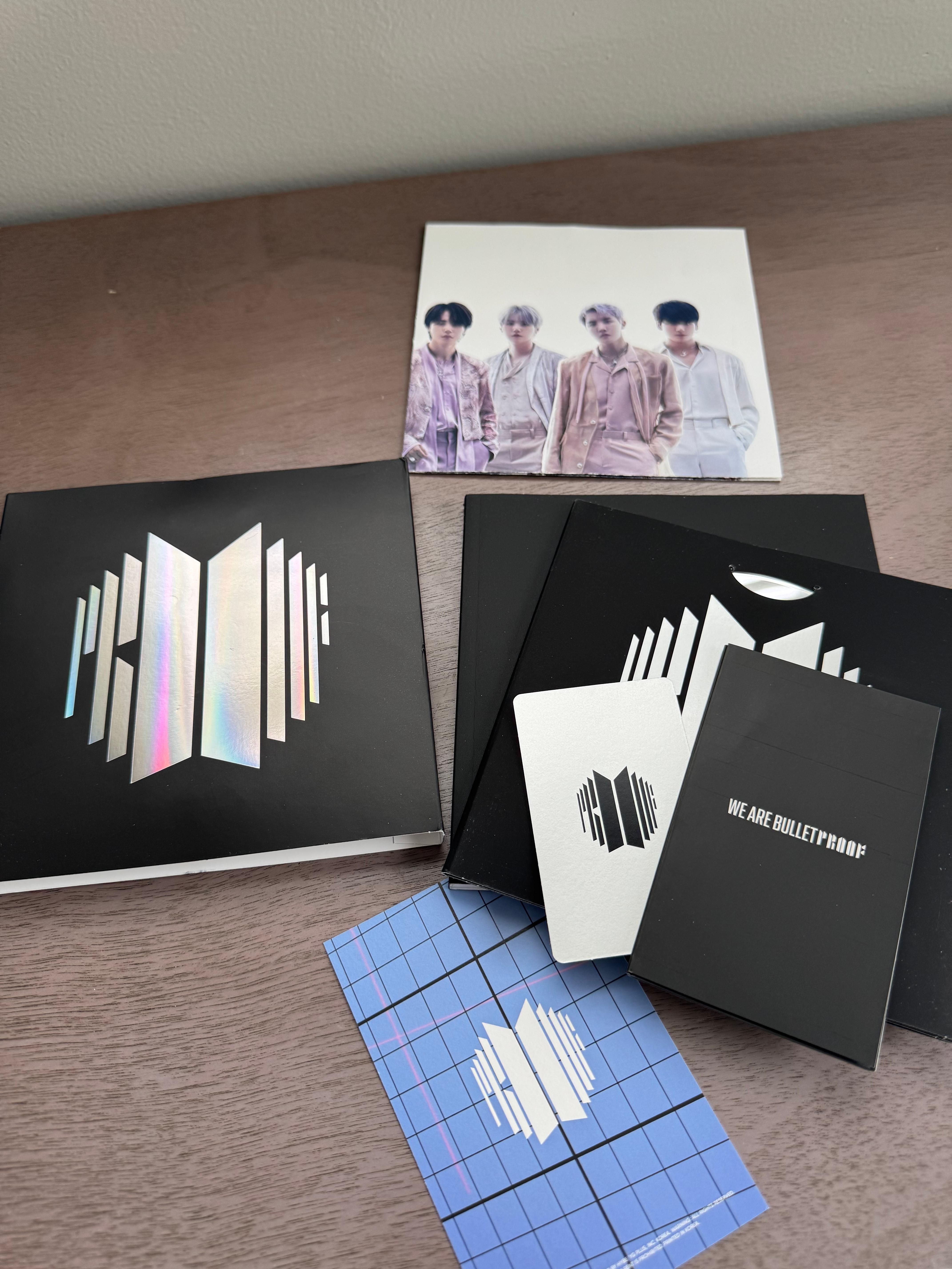 Watch Real Review of Dreamus BTS Compact Edition Album Gold on Amazon Live