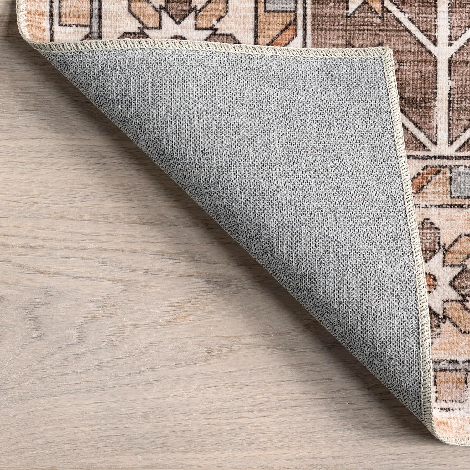 Rugs USA Laurel Medallion Machine Washable Area Rug, 6x9, Sand