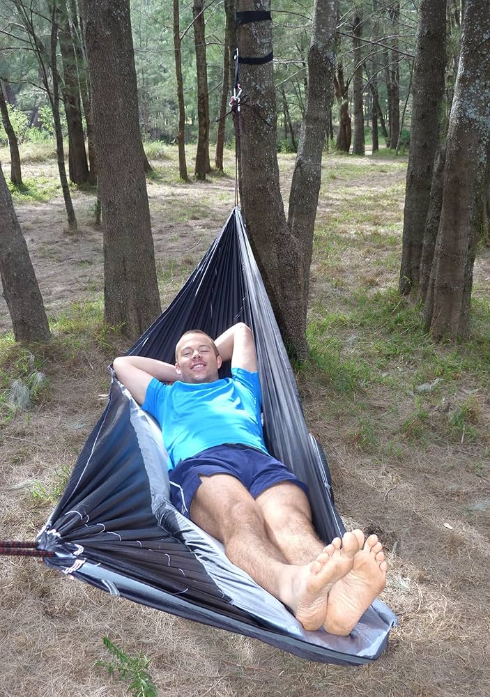 Amazon.com: Hammock Bliss Sky Bed - Hangs Like A Hammock