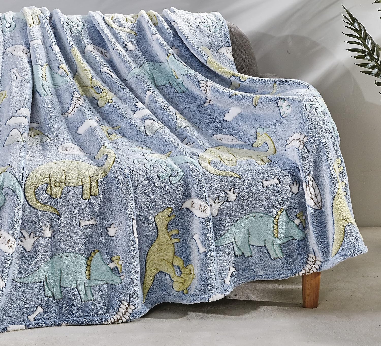Ultra Plush Cosmic Glow in The Dark Throw Blanket (50" x 60") (All-Star)