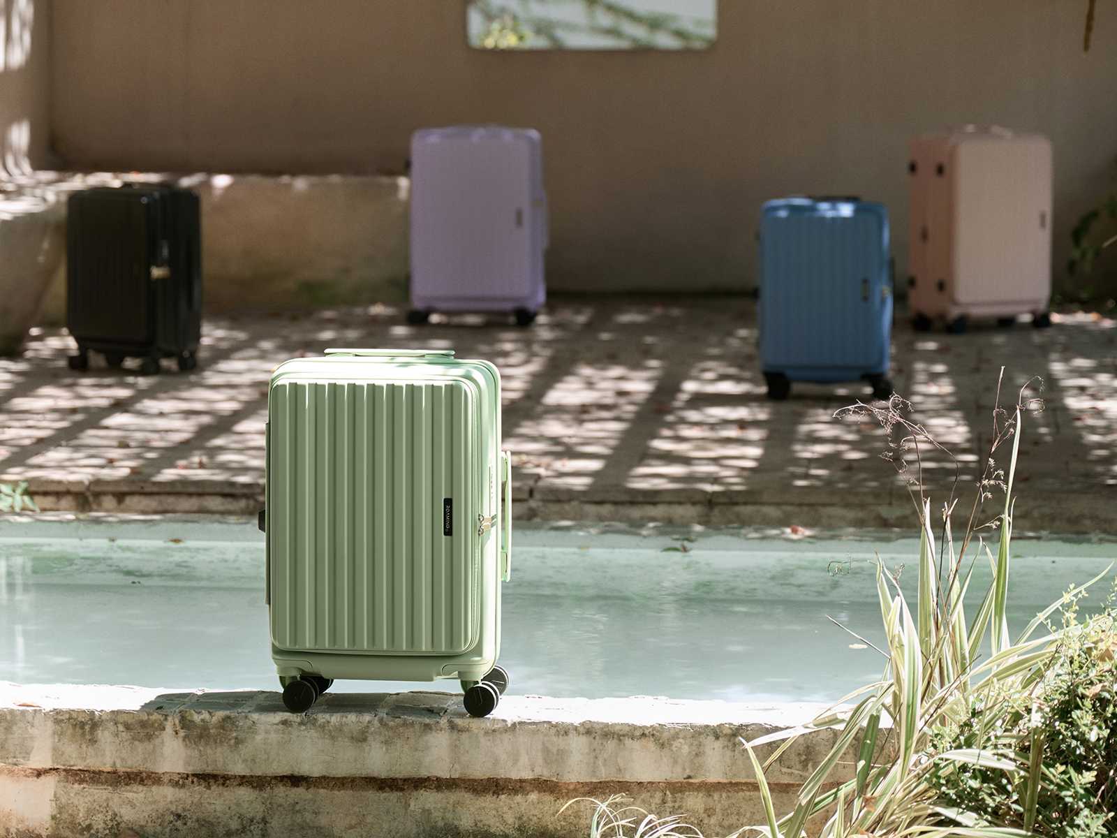 Amazon.com | ROAMING Luggage Sets Hard shell Suitcase Top Opening