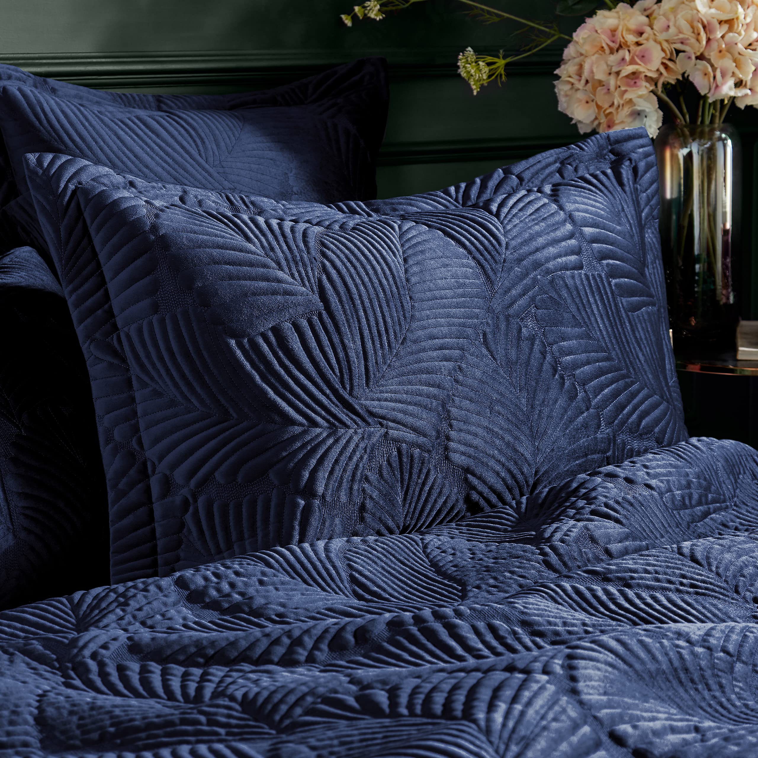 Paoletti Unisex Navy Palmeria Quilted Velvet Pillowcase In