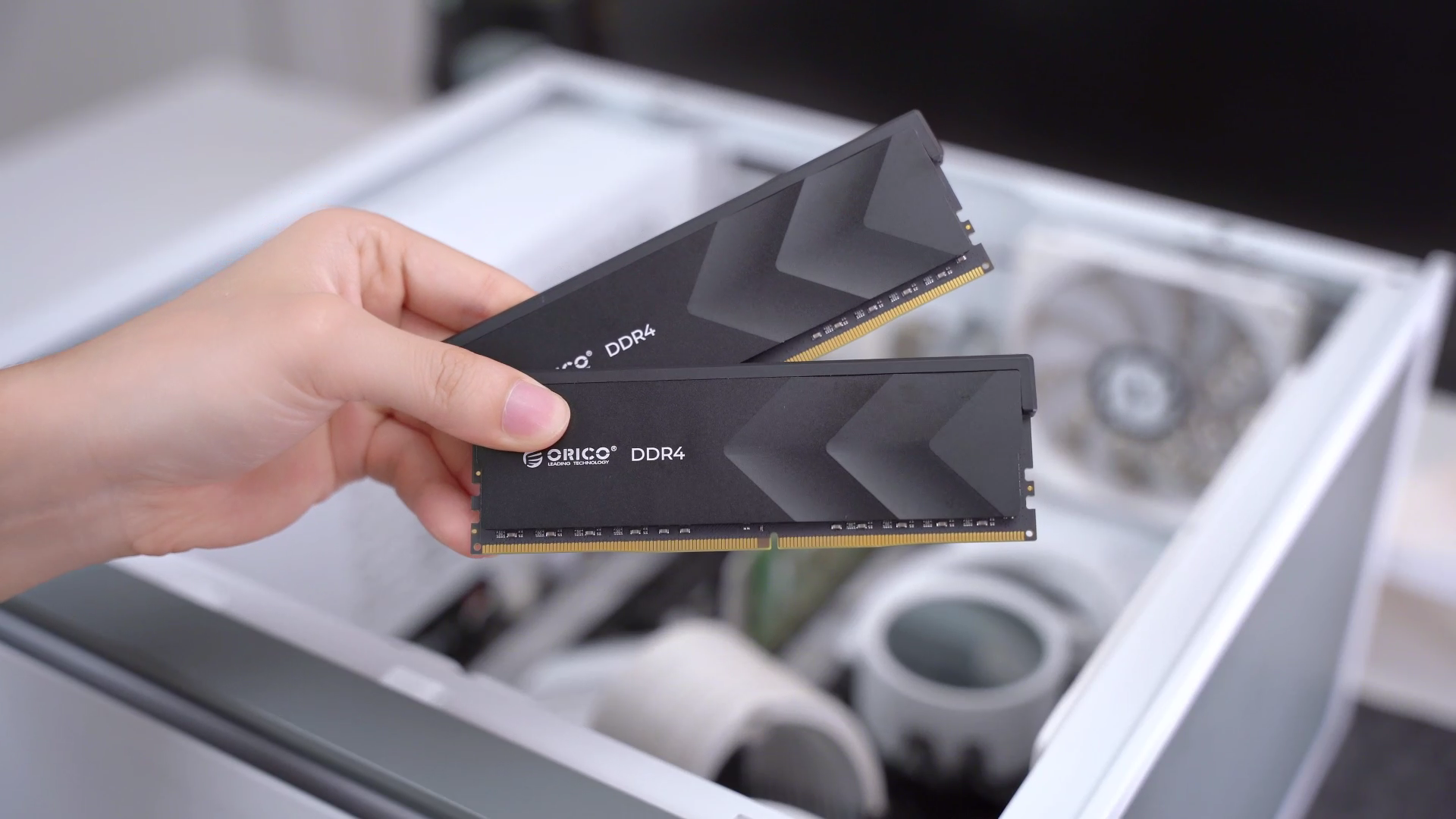 メモリー DDR4 3600MHz 32GB ORICO Raceline Racer 41+xvGlrMqL.jpg
