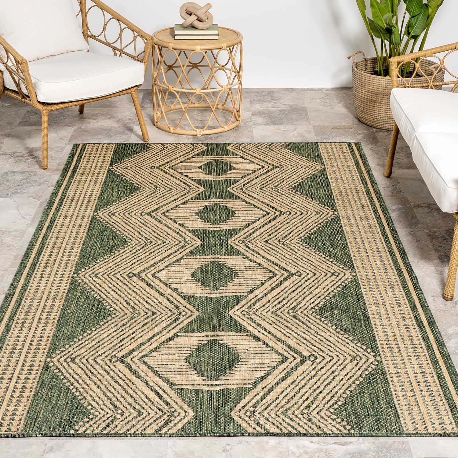 Nuloom Ranya Green/Ivory, 4' x 6', Tribal Geometric, Soft and Cozy, High Traffic, Stain Resistant, Easy Clean, Durable Area Rug for Indoor/Outdoor Patio, Deck, Porch, Garden, Courtyard