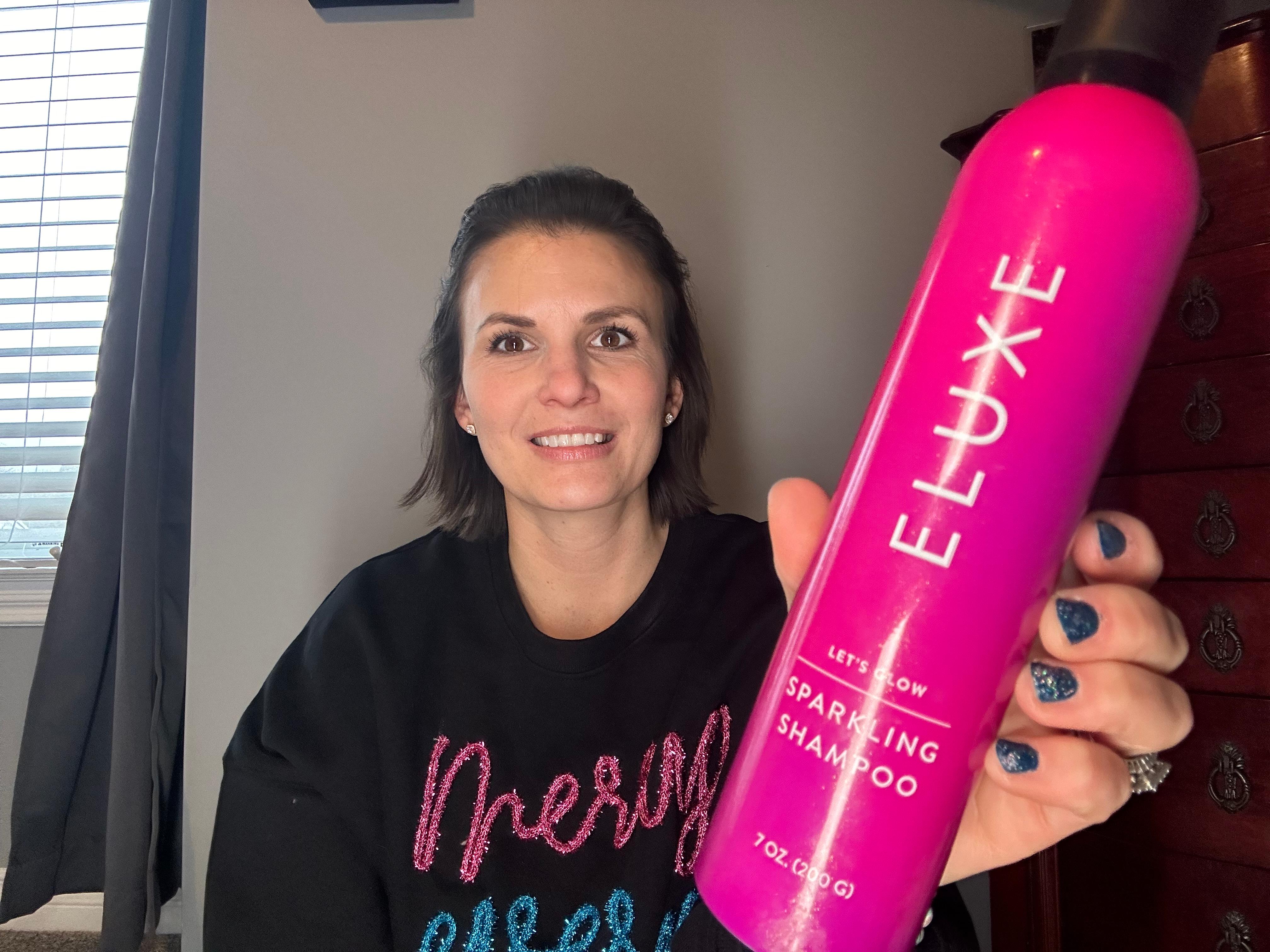 Watch Eluxe sparkling shampoo review on Amazon Live