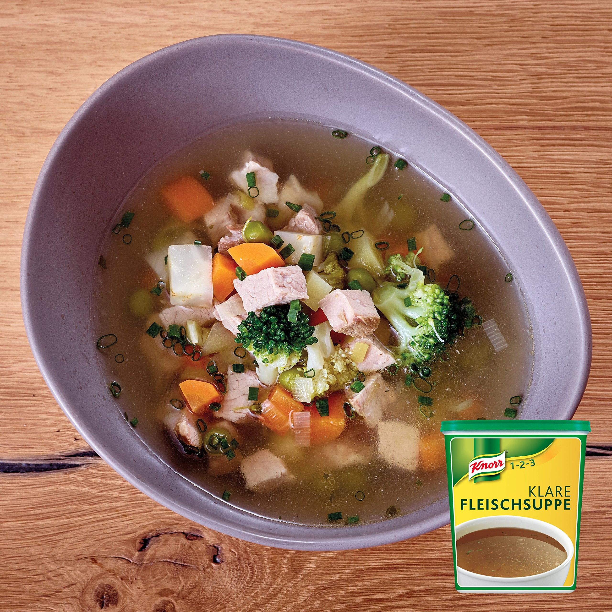 Knorr klare Rindsuppe mit Suppengrün (Rinderbrühe nach bewährter Rezeptur) 1er Pack (1 x 0,88 kg)