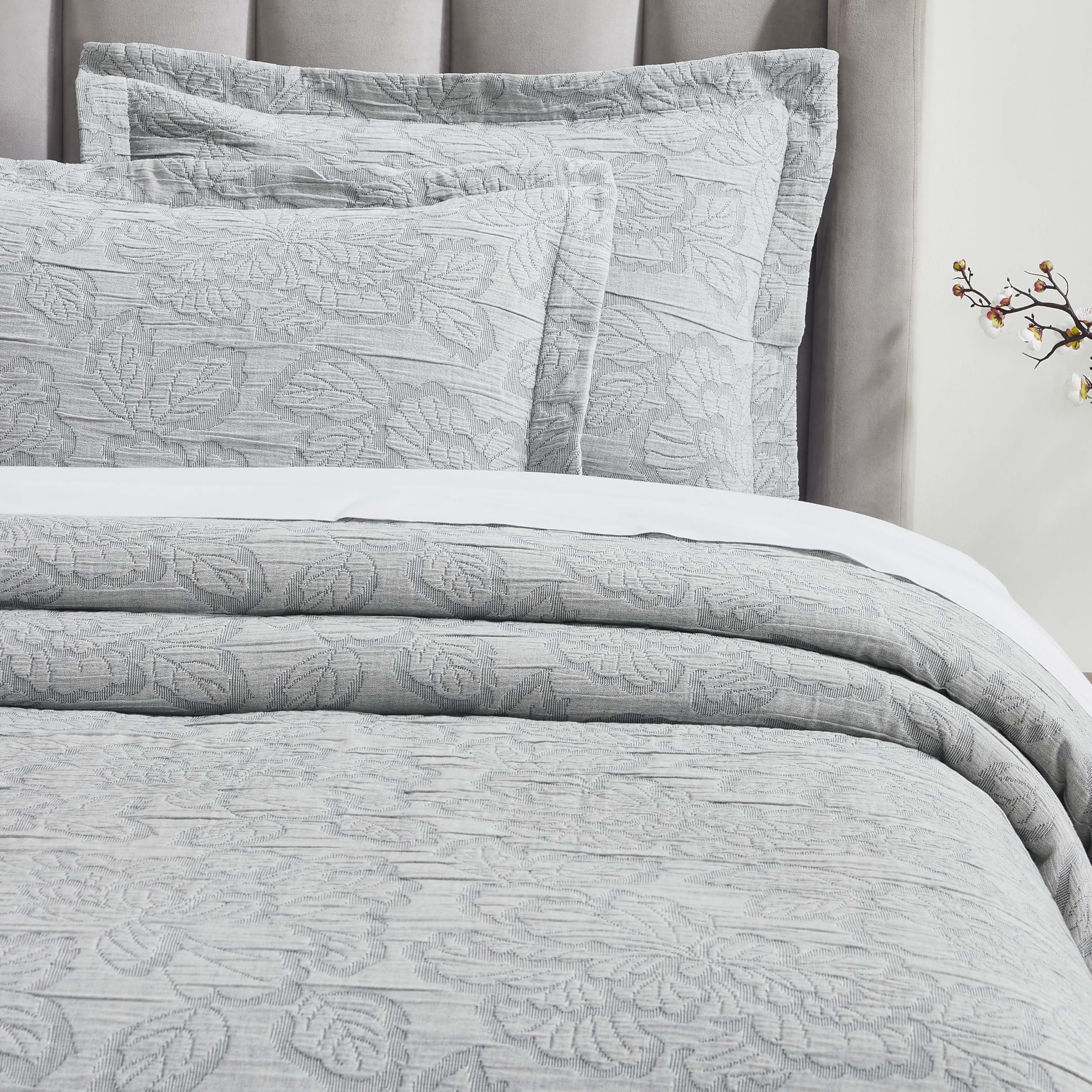 SUPERIOR 3 Piece Cotton Bedspread Set, Home Bed Decor, Decorative Bed Spread, 2 Pillow Shams, Medium Weight Blanket, Matelasse Coverlet, Bedding, Hibiscus Collection, California King, Grey