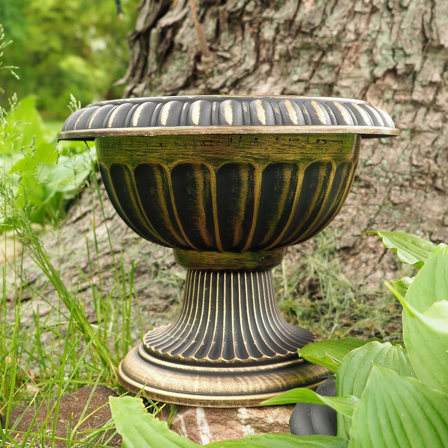 Round Heavy Duty Plastic Clay Look (2 Count) Flower Seedlings Nursery Pot/Planter/Urn with Wide Base for Garden Patio Office Ornaments Home Decor Long Lasting Reusable Light Weight (Gold-L)