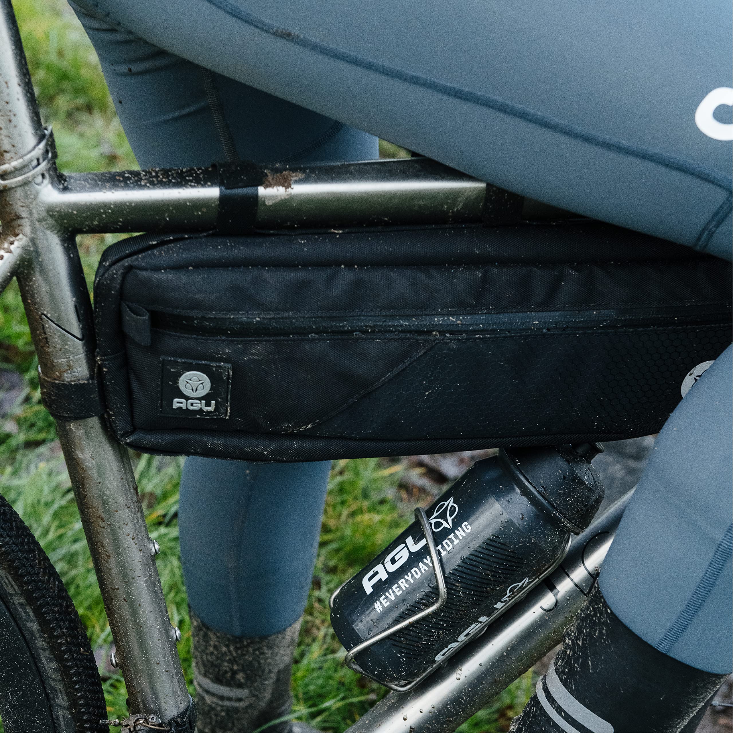 AGU Tube Fahrrad Rahmentasche 3L, Rahmentasche Fahrrad für Bikepacking, Wasserabweisend, Reflektierend Polyester, Einfache Montage, 100% Recyceltes Polyester - Reflective Mist