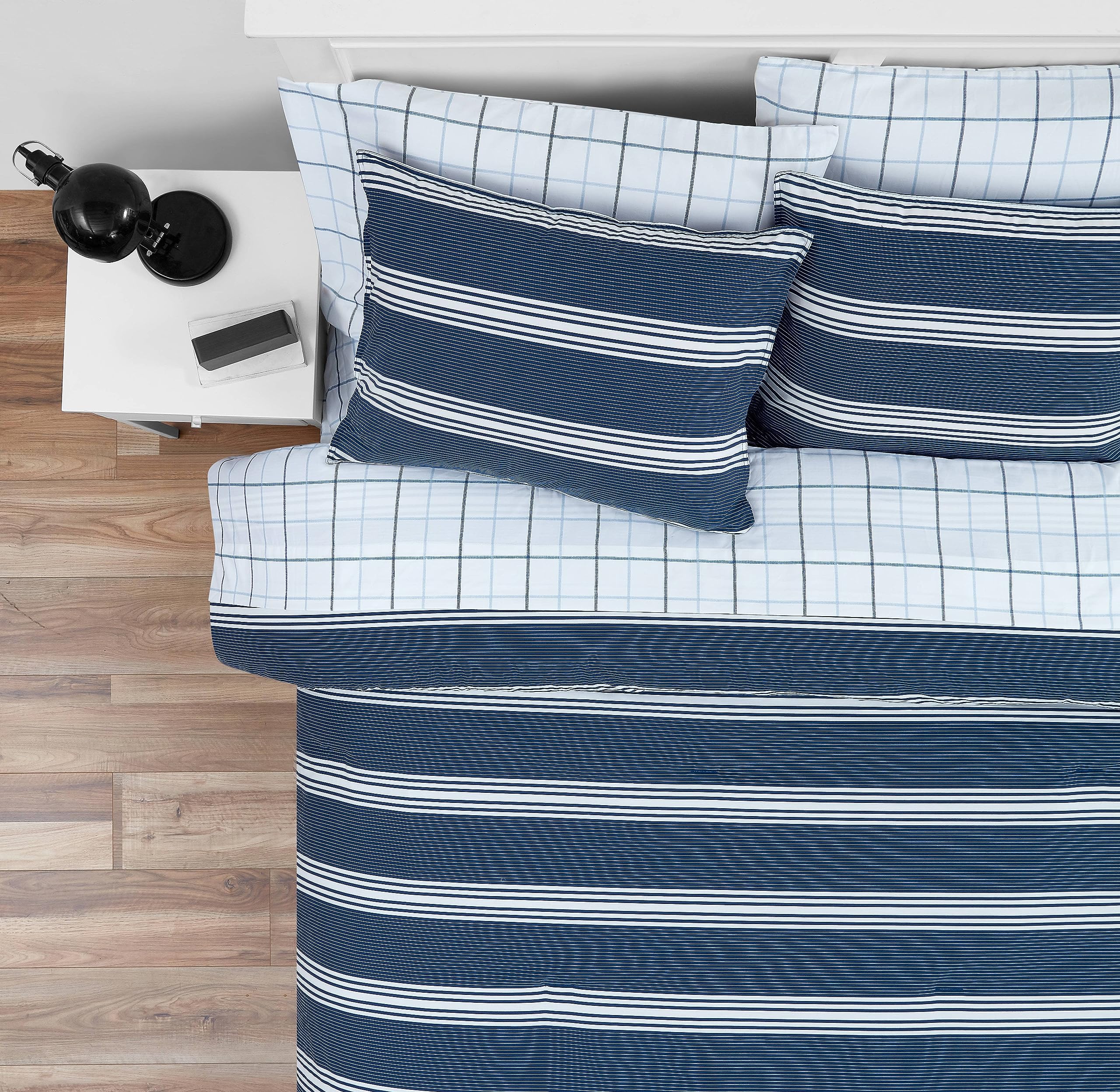 Nautica Home | Colección Craver | Funda de edredón a Rayas 100% algodón, acogedora, Suave, Duradera y Transpirable con Fundas a Juego, Juego de Cama de 3 Piezas, tamaño King, Color Azul Marino