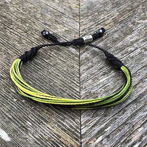 Vista 159 de Rumi Sumaq Pulseras con lazo de bandera del orgullo y el país, macramé tejida anudada a mano, cola de pez y trenzada, pulseras unisex ajustables