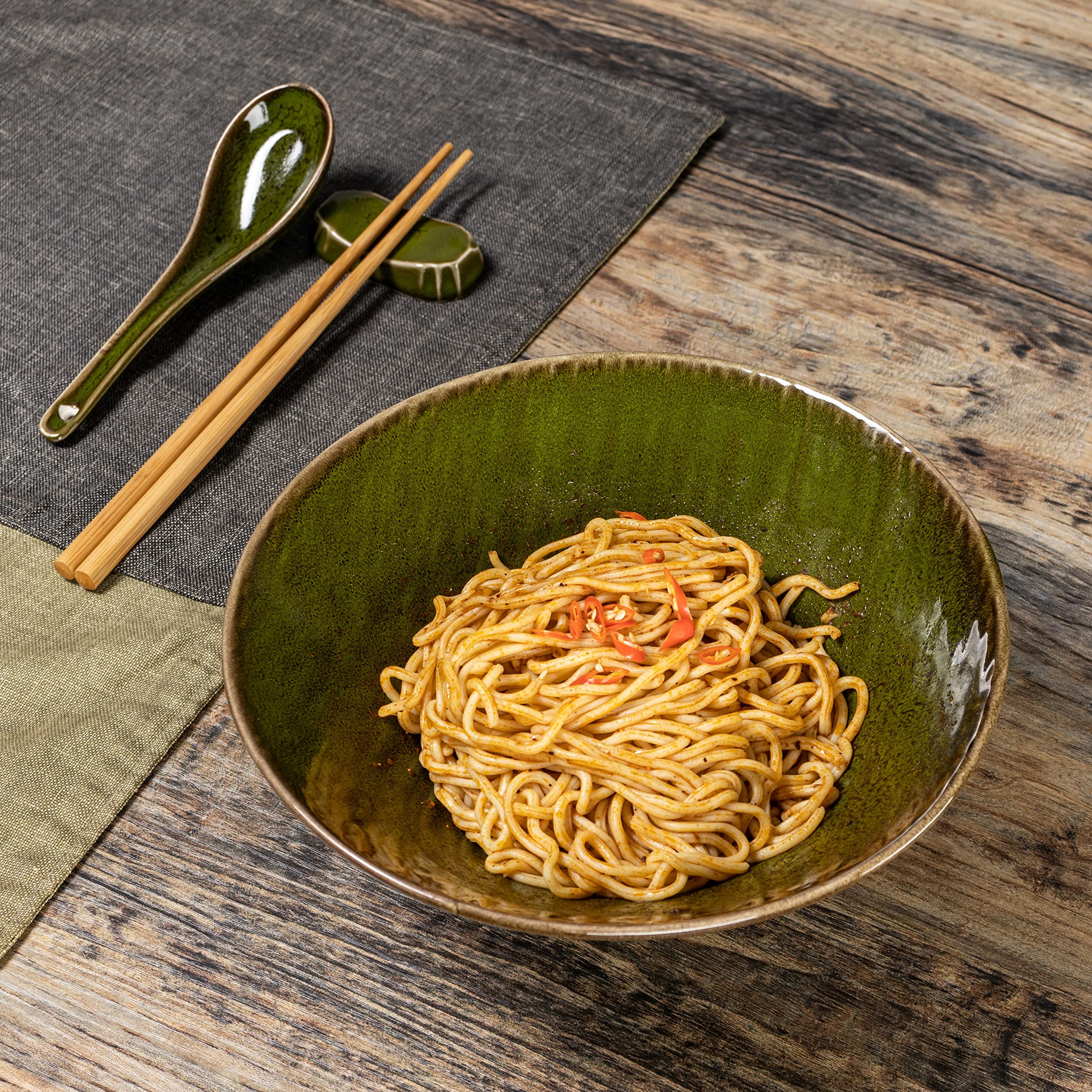 UNICASA 38oz Large Japanese Ramen Bowl Set with Chopsticks, Spoons and Stands, Ceramic Noodle Bowl Set of 2 for Udon, Pho, Soba, Salad and Soup – Reactive Glazed Deep Green