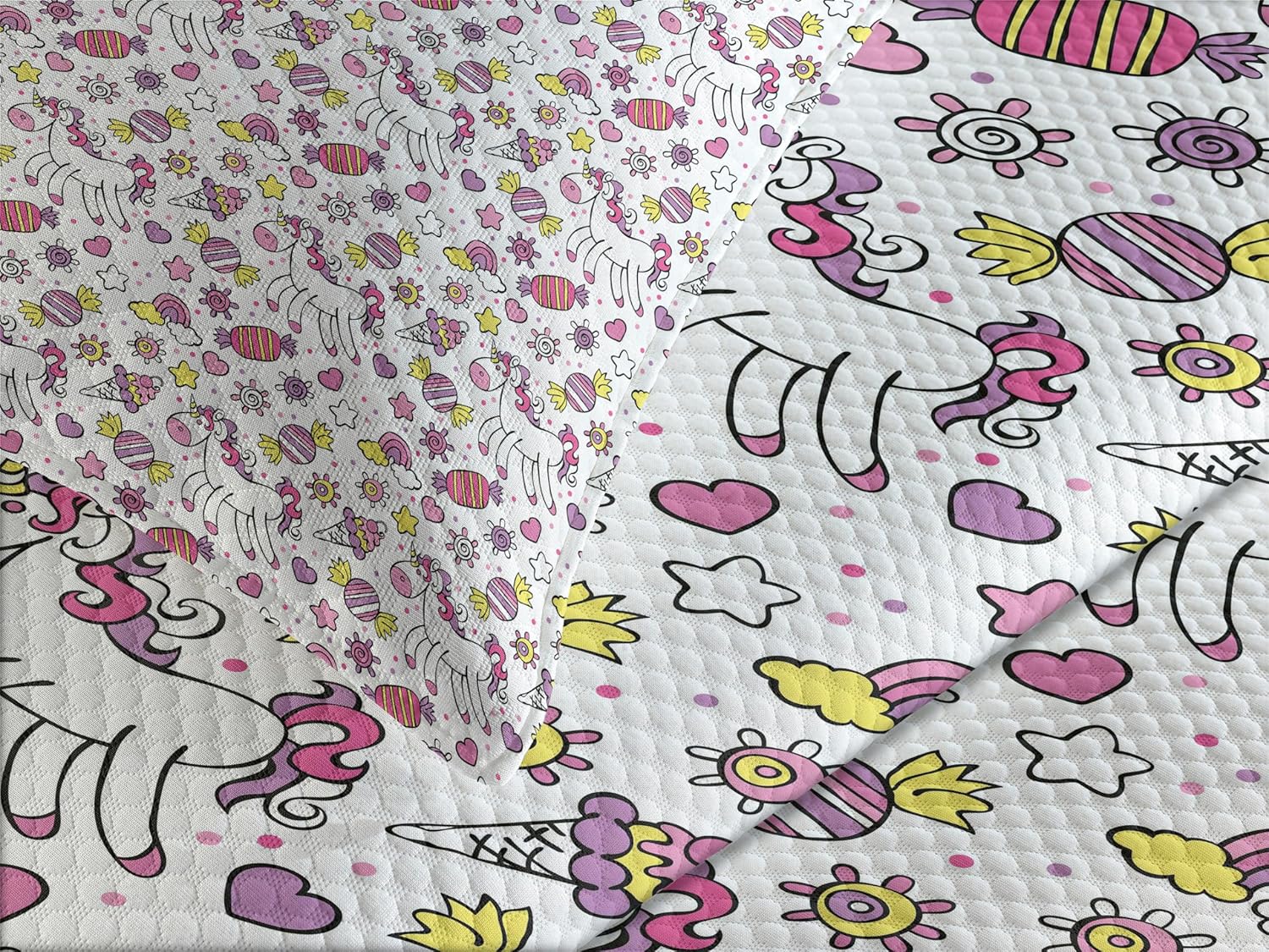 Ambesonne Dragonfly Bedspread, Lotus Flower Field Winged Bug Flying Oriental Blooms Print, Decorative Quilted 3 Piece Coverlet Set with 2 Pillow Shams, Queen Size, Cream Peach