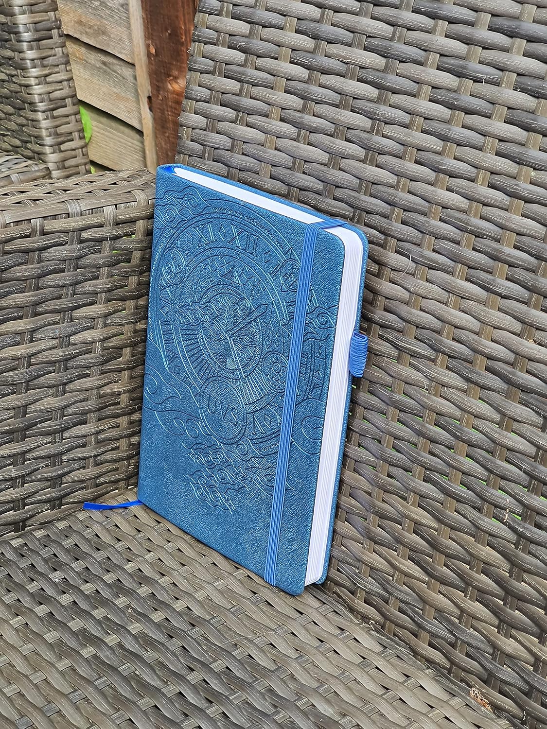 Undated Law of Attraction Daily Planner, Deluxe Calendar and Gratitude Journal and Planner to Increase Productivity - Image 5
