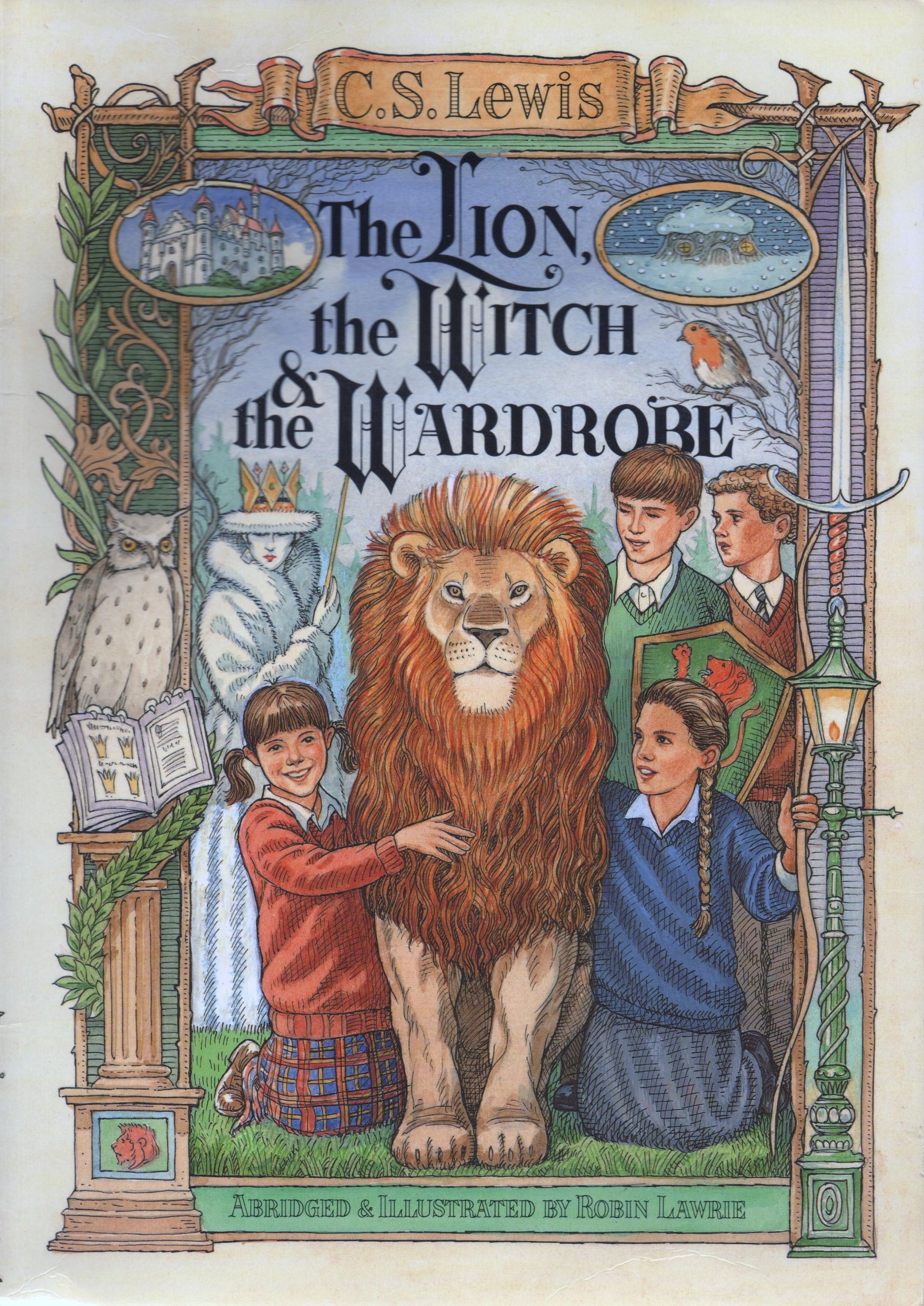 The Lion, the Witch and the Wardrobe: Graphic Novel