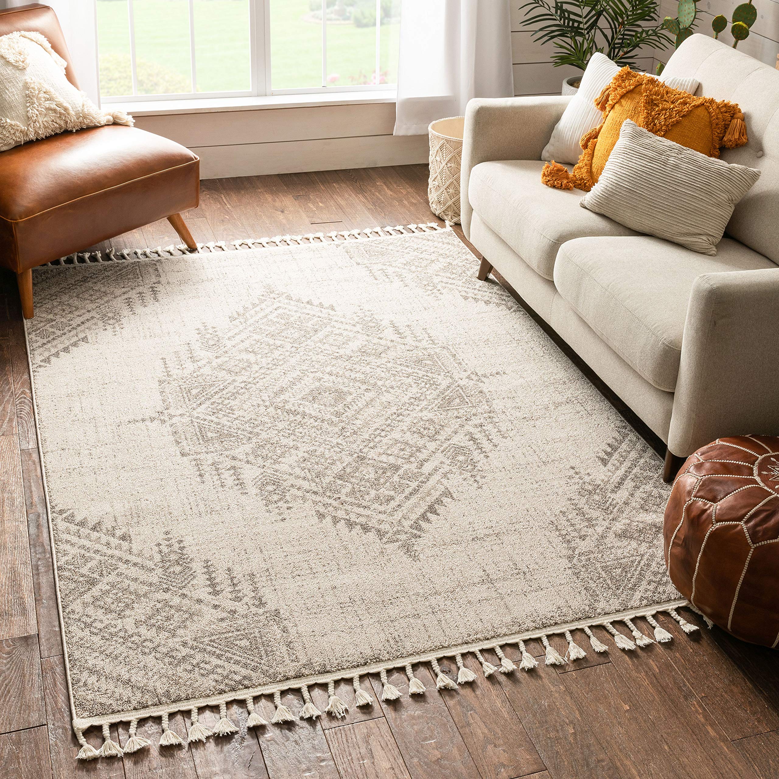 Well Woven Anita Beige Tribal Medallion Area Rug 3x5 (3'11 x 5'10")