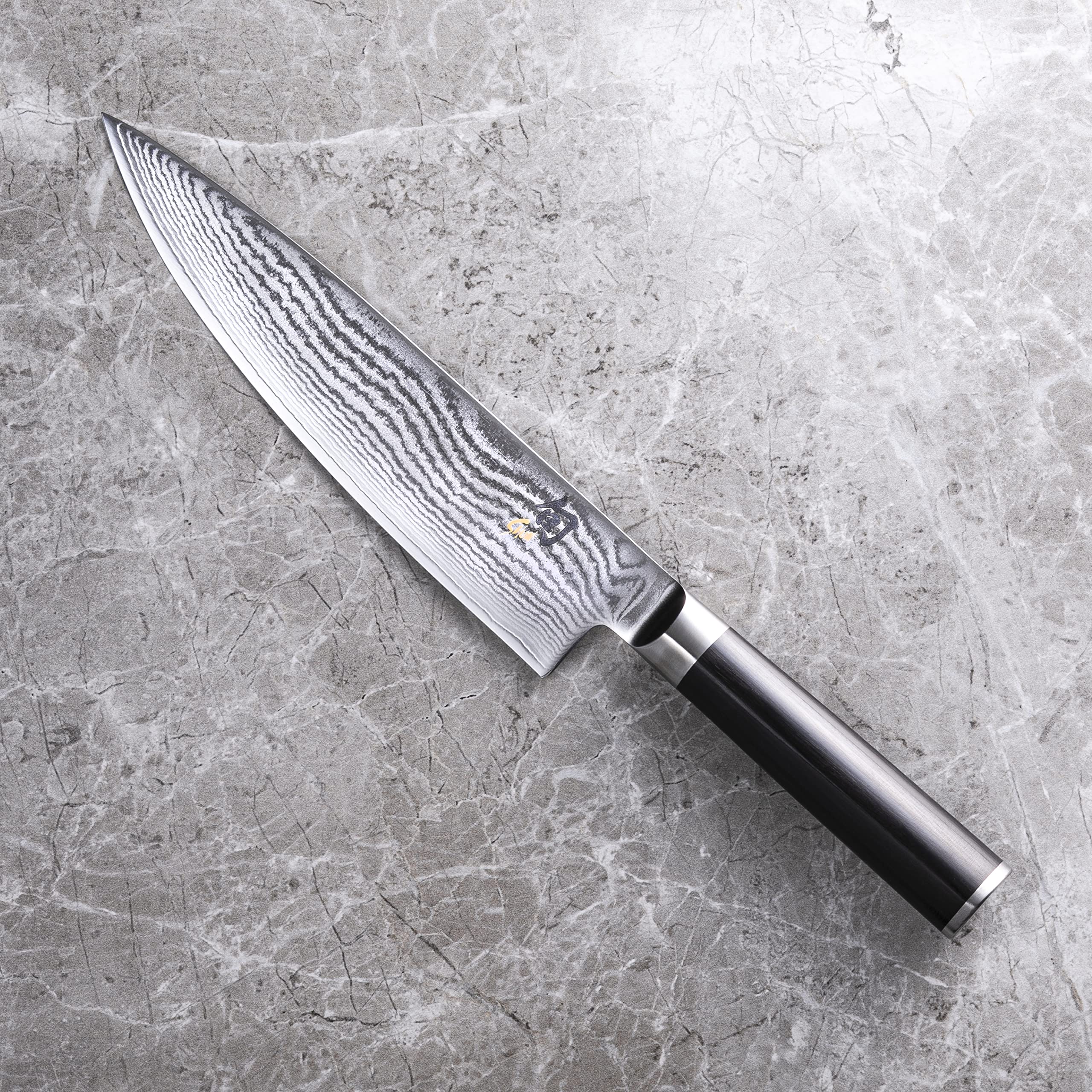 KAI Shun Classic coltello da cucina giapponese per mancini lunghezza lama 20 cm - Coltello damasco 32 strati nucleo VG MAX - 61 (±1) HRC - Manico in legno Pakka - Coltello da chef forgiato