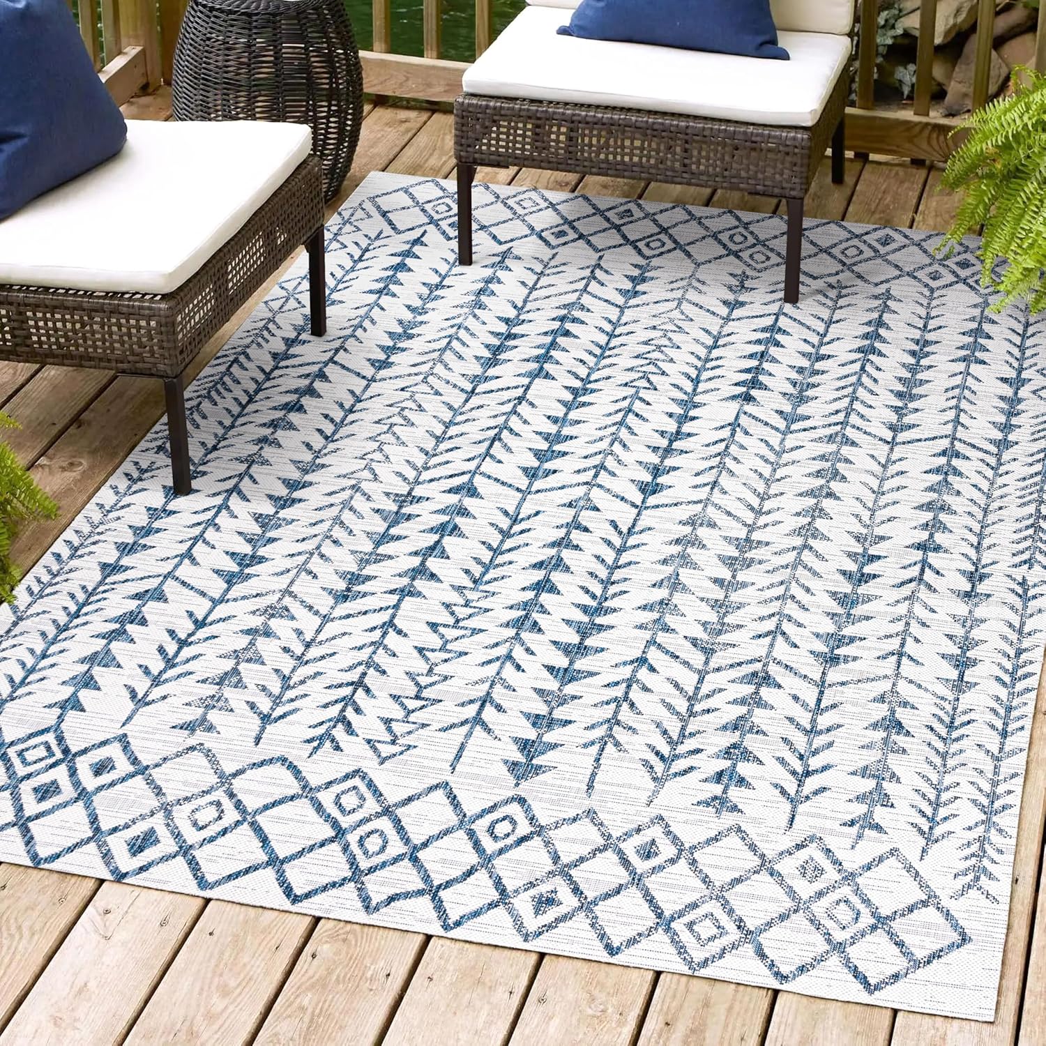 JONATHAN Y SMB132B-3 Tokay Bohemian Geometric Indoor Outdoor Area-Rug Bohemian Contemporary Easy-Cleaning Bedroom Kitchen Backyard Patio Non Shedding, 3 X 5, Ivory/Blue