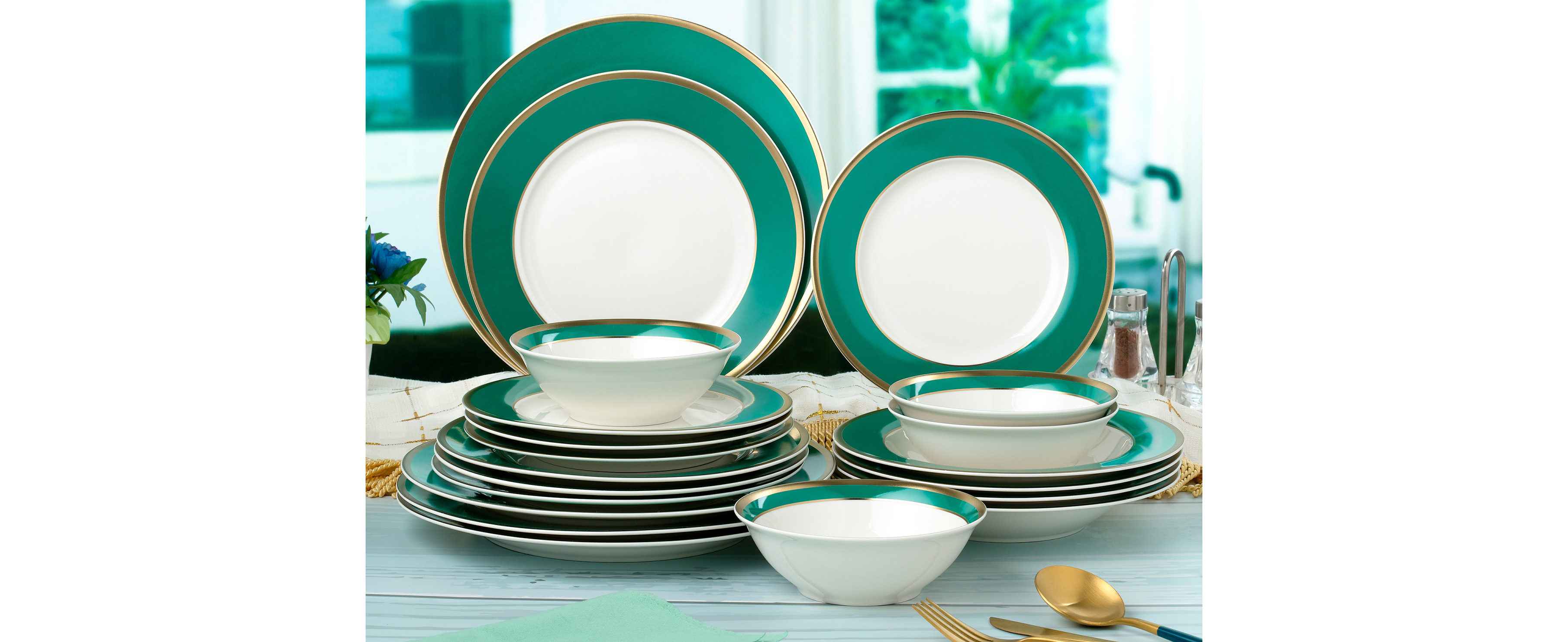 Amazon.com | Joseph Sedgh Collection “Gail” 20-Piece Bone China