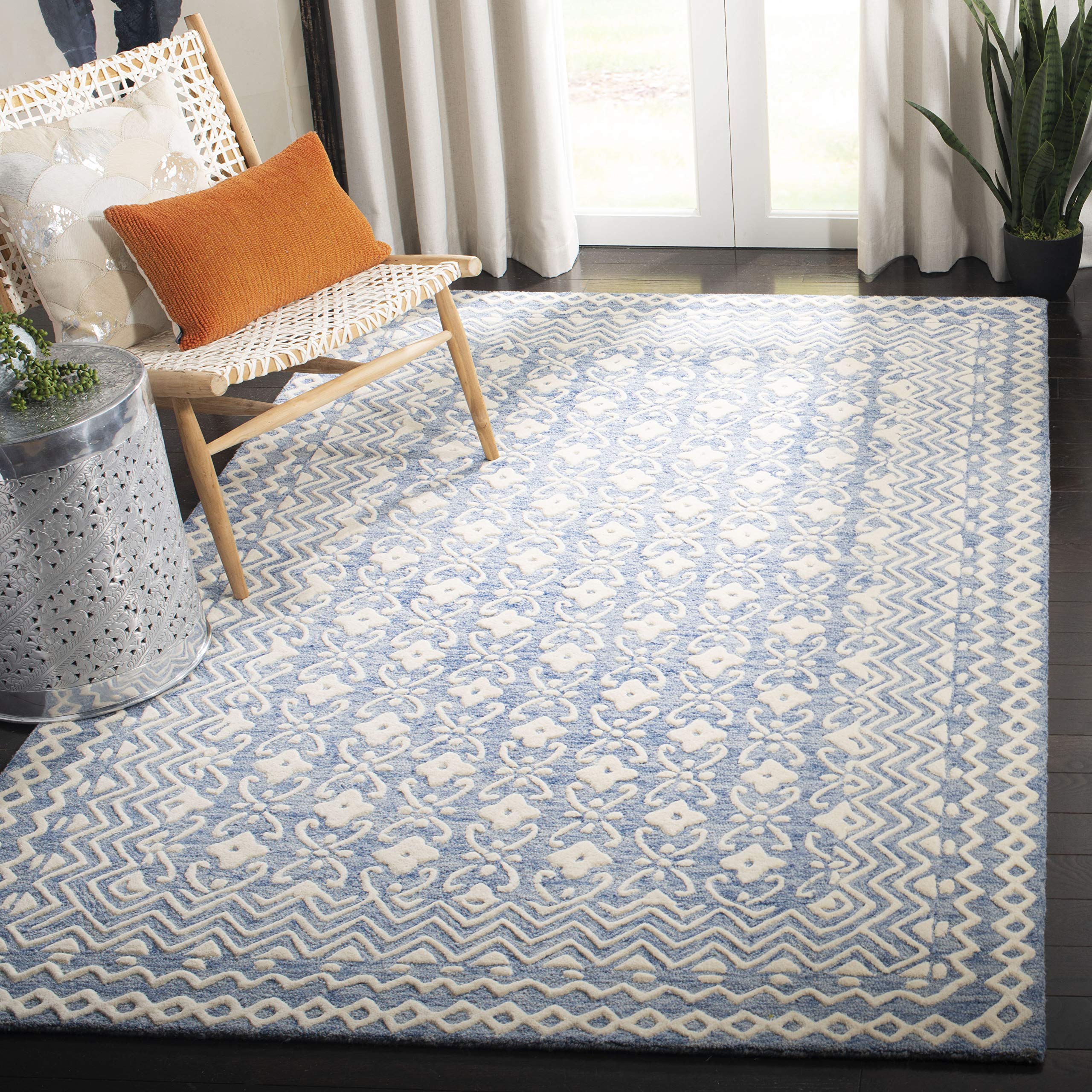 SAFAVIEH Blossom Collection 5' x 8' Blue/Ivory BLM114M Handmade Premium Wool Area Rug