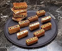 Vista 62 de Hafiz Mustafa 1864 Istanbul Baklava Pastry Box - Baked Baklava Dessert Snacks Made from Fresh Phyllo Dough Sheets, Pistachio, Hazelnut, Walnut