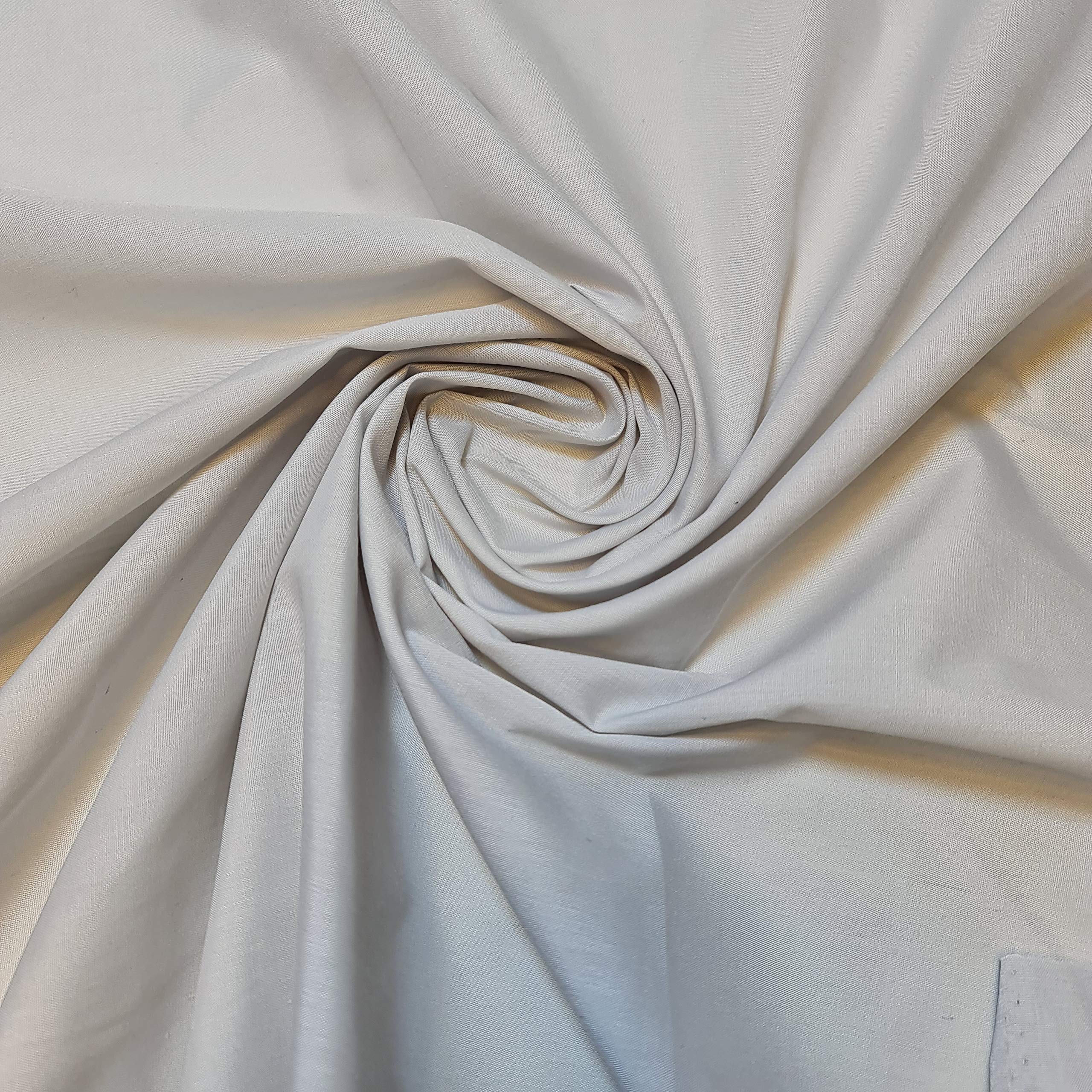 Stazione tessile Plain Poly Cotone Tessuto Rivestimento Rivestimento Abito Artigianato Materiale 111,8 cm (10 metri - Argento)