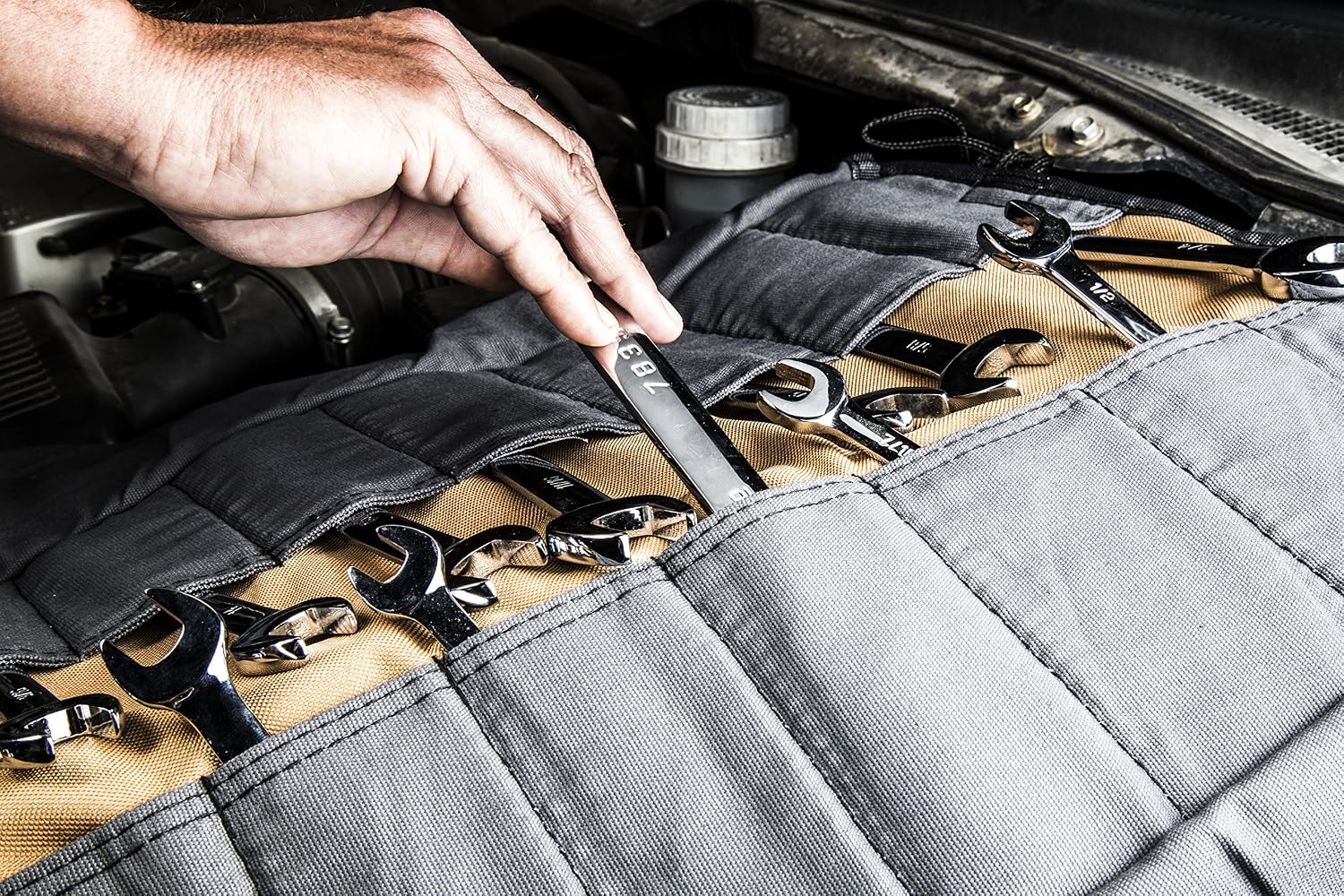 Dickies Large Wrench/Screwdriver Organizer Roll for Mechanics, 23 Tool Pockets, Durable Canvas Construction, 26 in. x 14.25 in. Unrolled, Grey/Tan