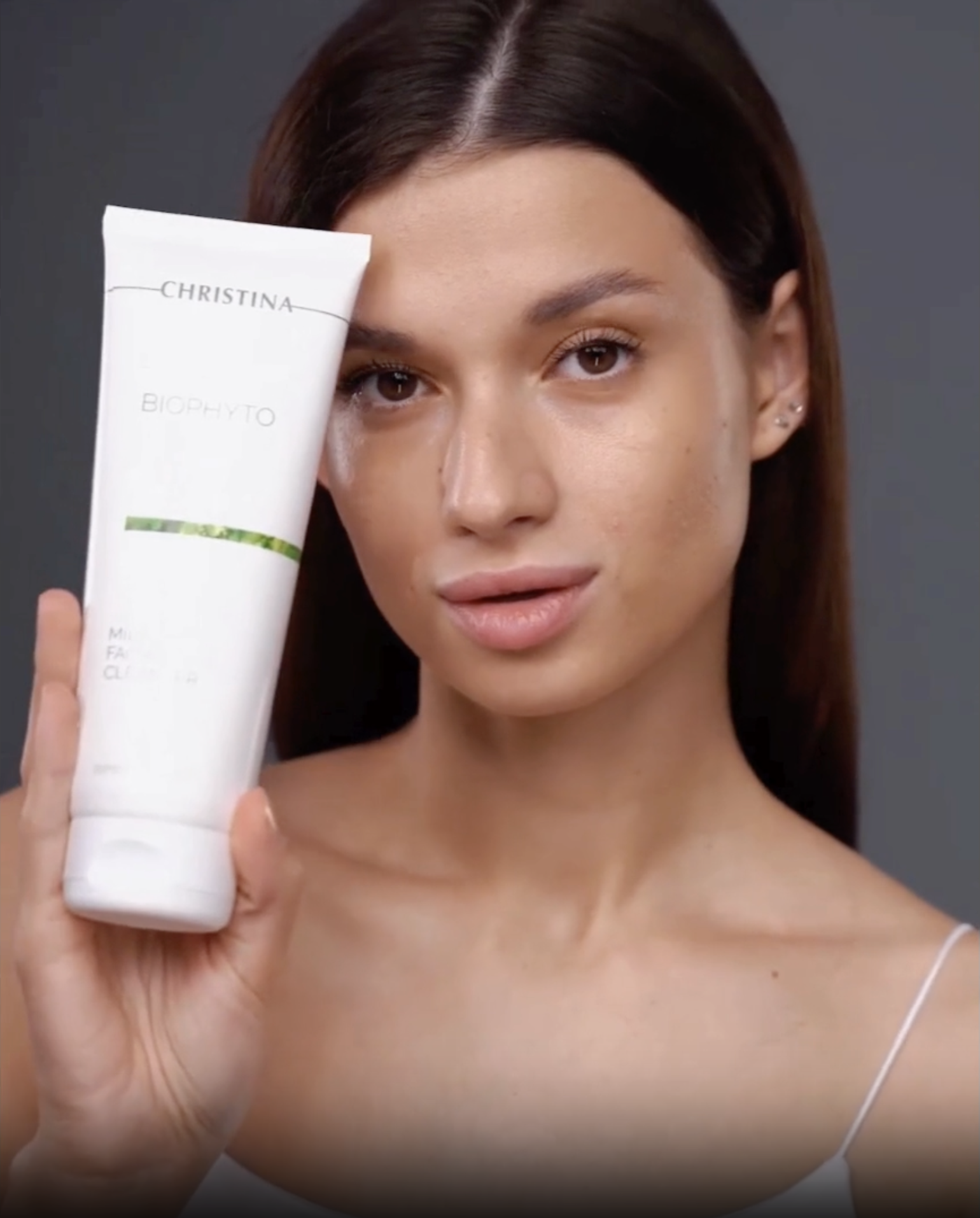 Amazon.com: -CHRISTINA- Biophyto Mild Facial Cleanser with Green