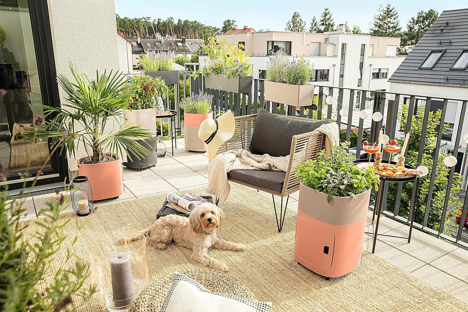 Lechuza Balconera Color 80 planters on a balcony
