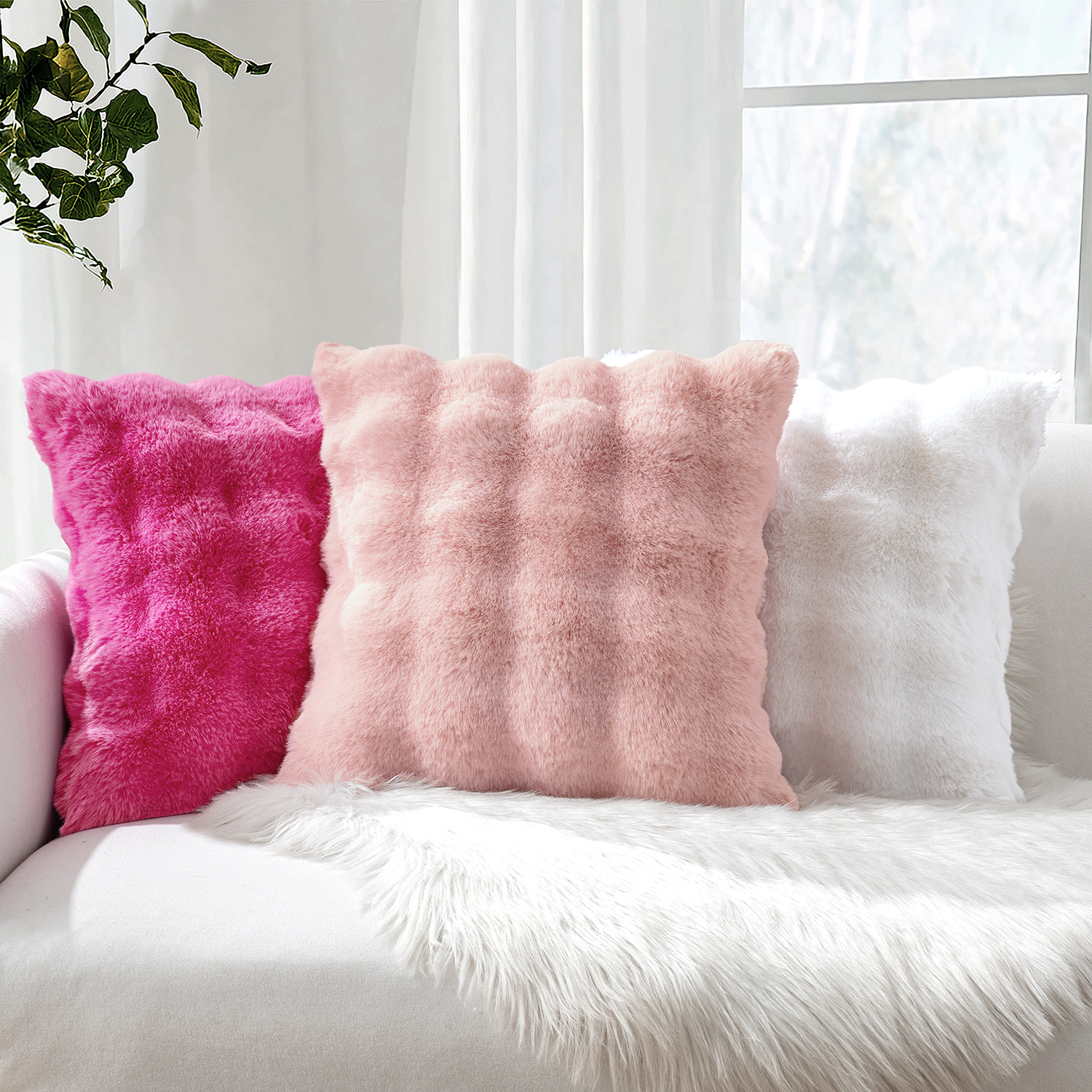 Amazon.com: MIULEE Faux Fur Pillow Covers Thick Soft Plush 26x26