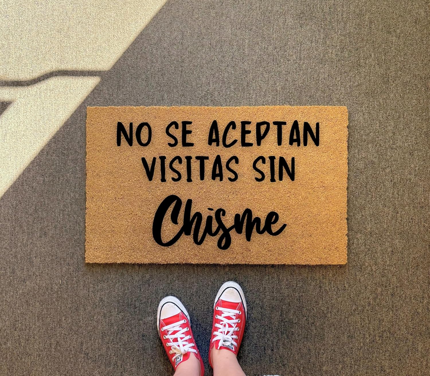 No Se Aceptan Visitas Sin Chisme Doormat - 3 Size Options - Funny Spanish Welcome Mat for Entryway Porch Latin Humor Coir Rug Indoor Outdoor Use