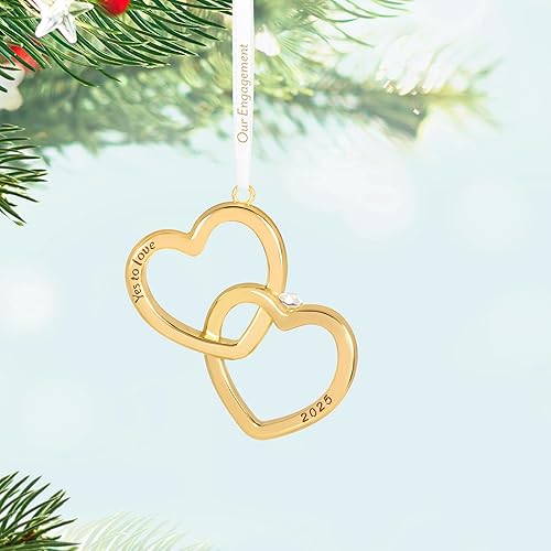 Miniatura 8 de Hallmark Keepsake Adorno de Navidad 2023 We Engaged anillo de compromiso adorno de amor