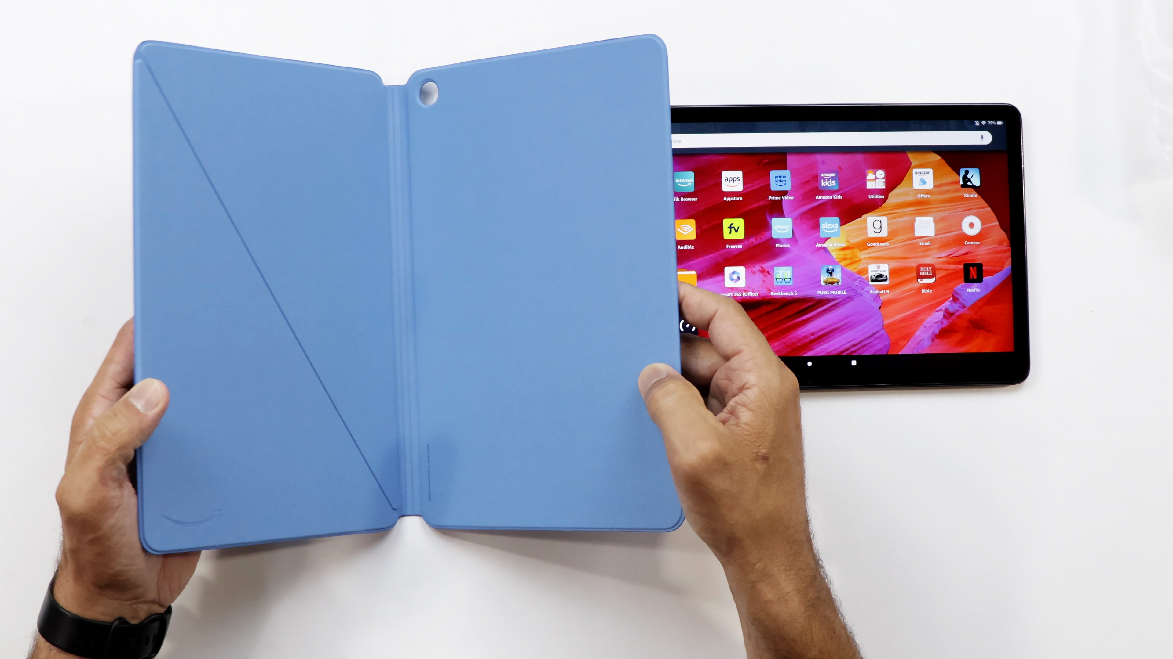 Watch Fire Max 11 Slim Folio Case on Amazon Live