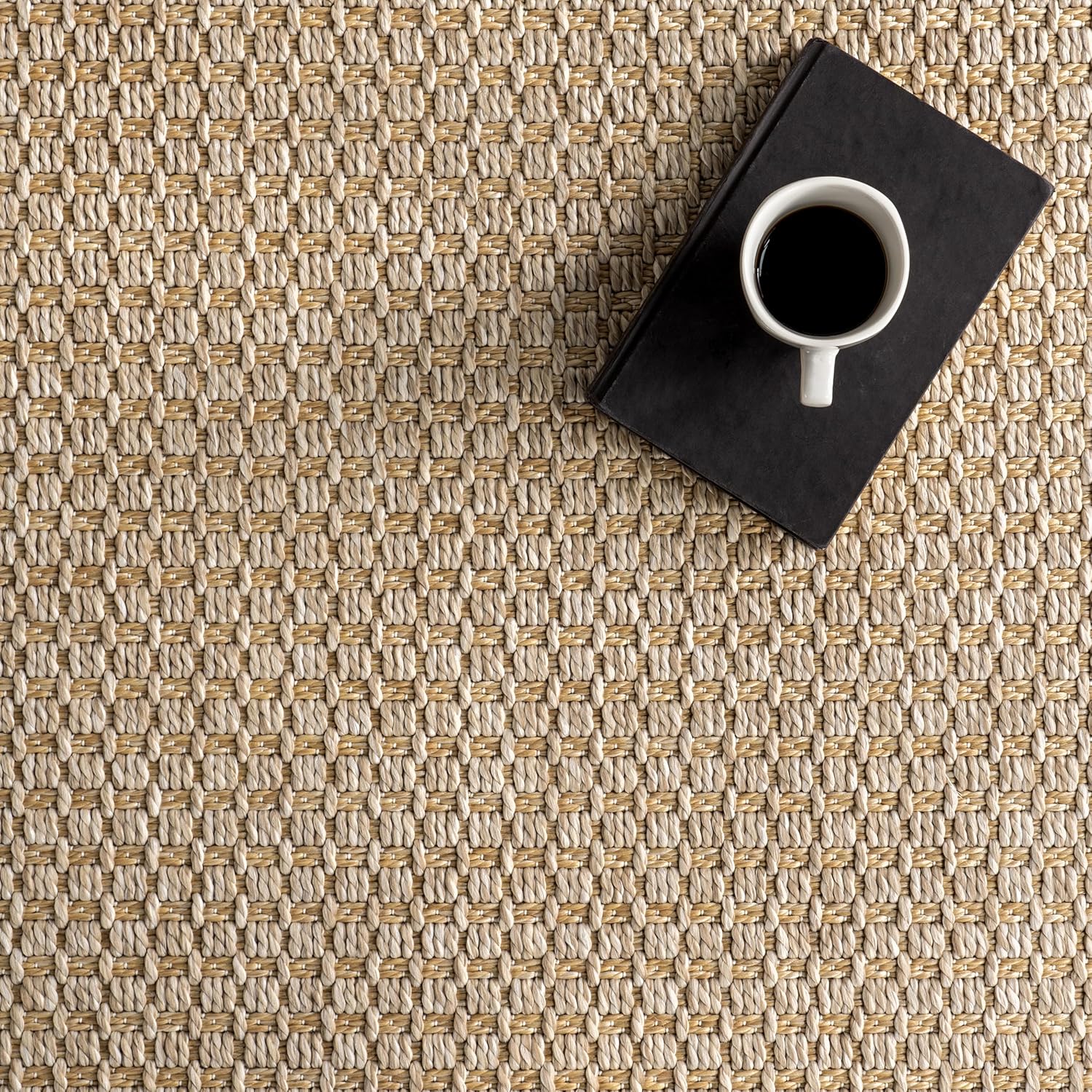 Beige Geometric Indoor/Outdoor Area Rug, 5' x 8'