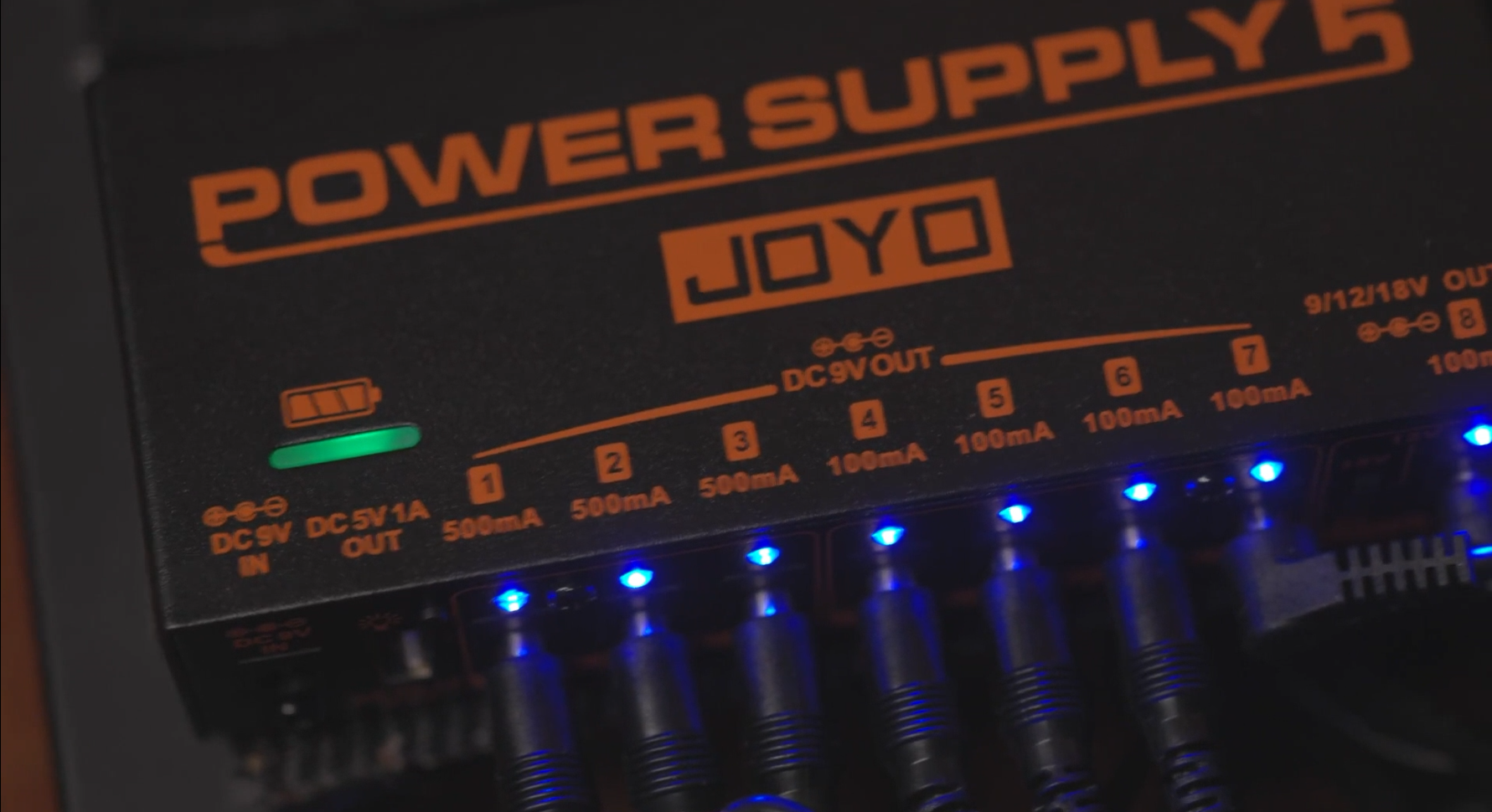 ギター JOYO POWER SUPPLY 5 JP-05 Joyo JP-05 Power Bank Supply 5 – United States
