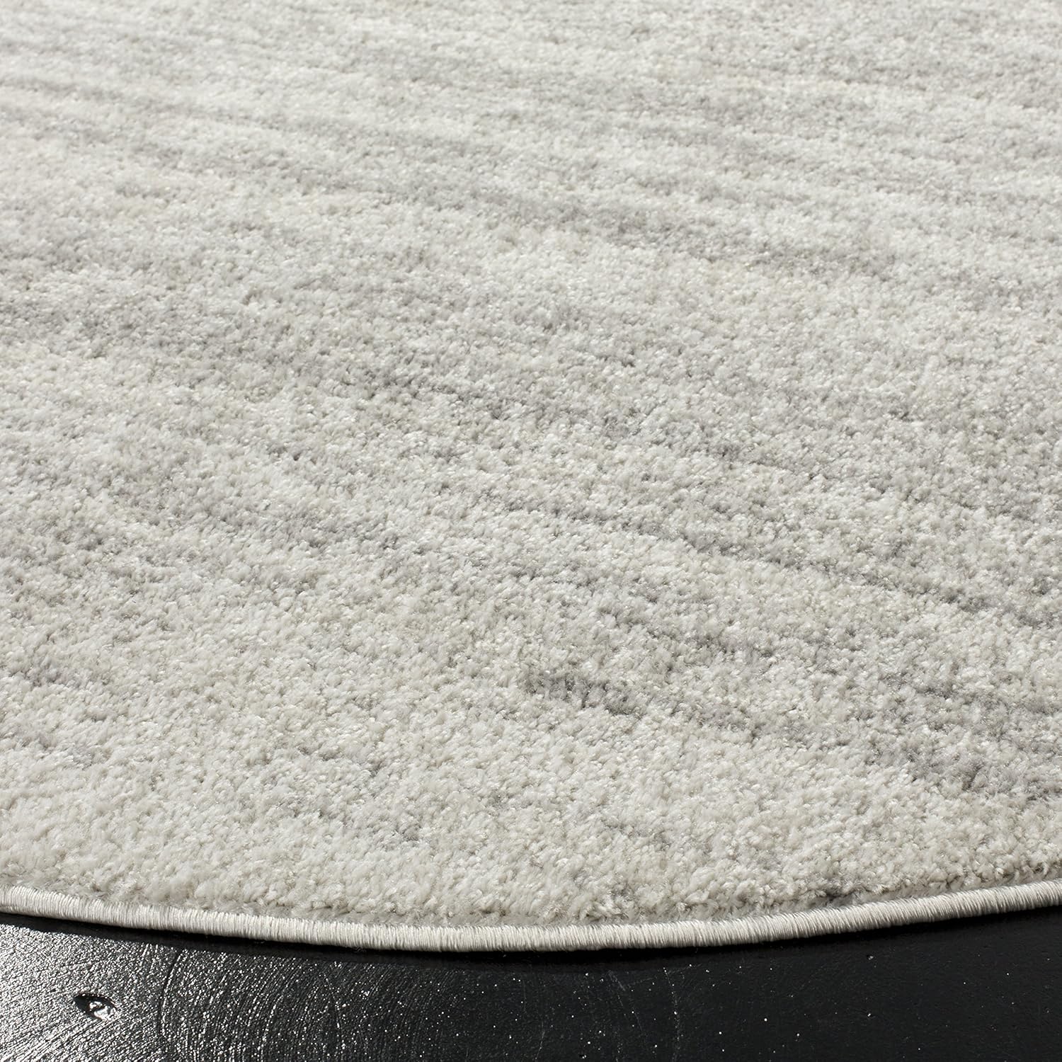 SAFAVIEH Adirondack Collection Area Rug - 3' Round, Light Grey & Grey, Modern Ombre Design, Non Shedding & Easy to Clean, Ideal for Living Room, Bedroom, Office, Dining Space (ADR113C)