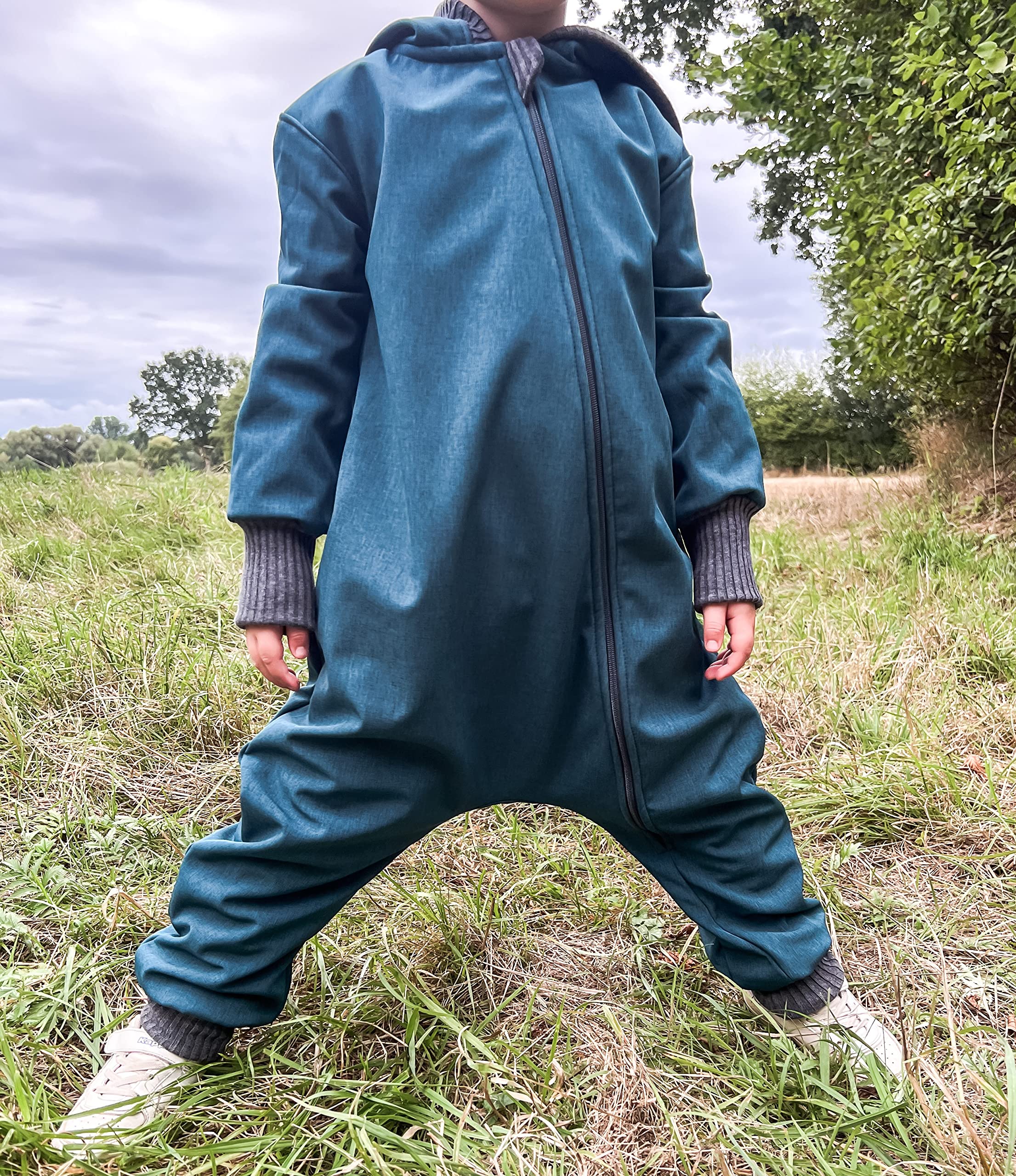 Lilakind“ Baby Kinder Softshell Regen Overall mit Kapuze Meliert einfarbig Uni Senf, Lila, Grau, Petrol Gr. 74-122 - Made in Germany