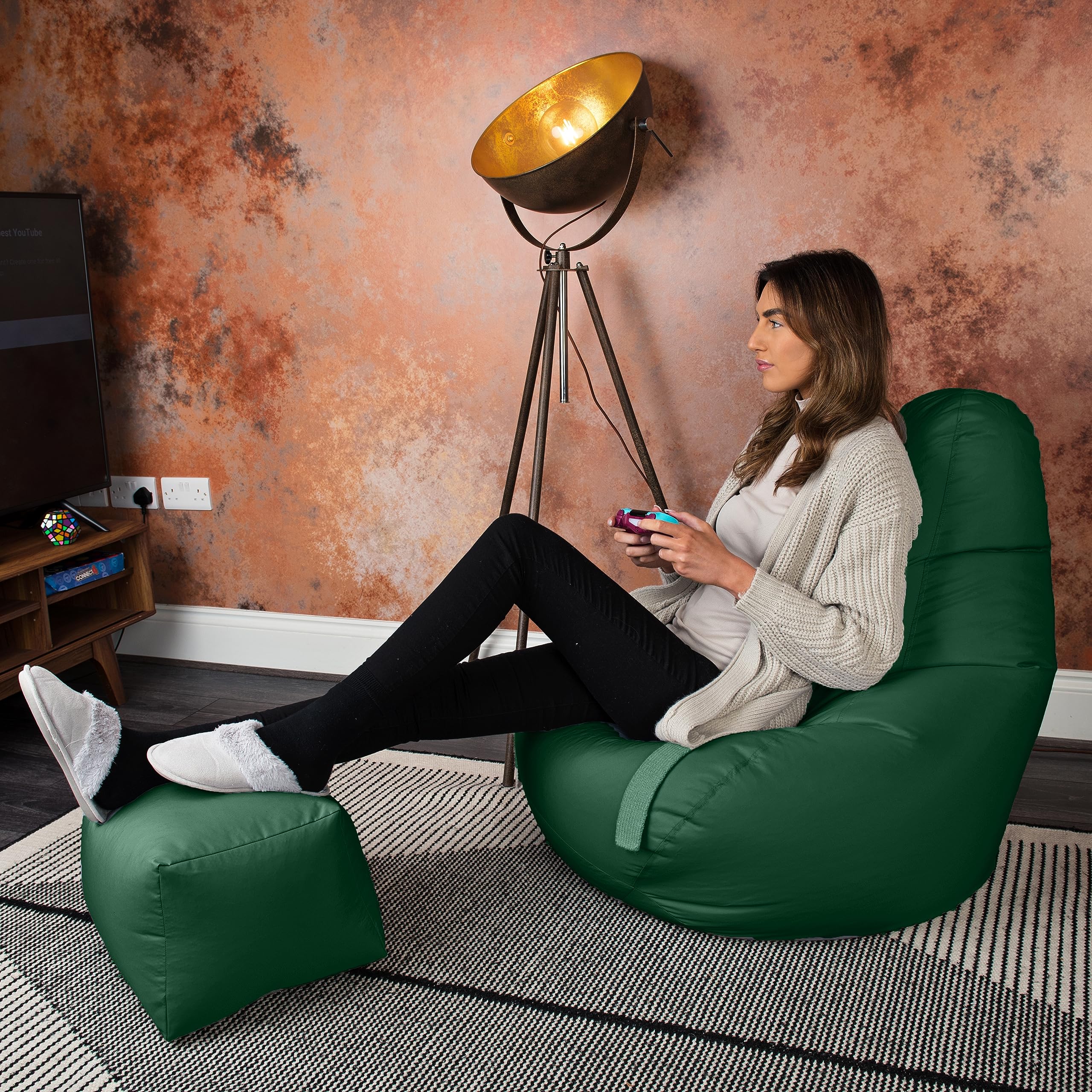 Loft 25 Sedia Gaming Bean Bag per Adulti | Seduta A Sacco per Esterni e Interni | Resistente all'Acqua Pouf | Puff Poltrona Sacco con Schienale (Bean Bag + Poggiapiedi, Verde)