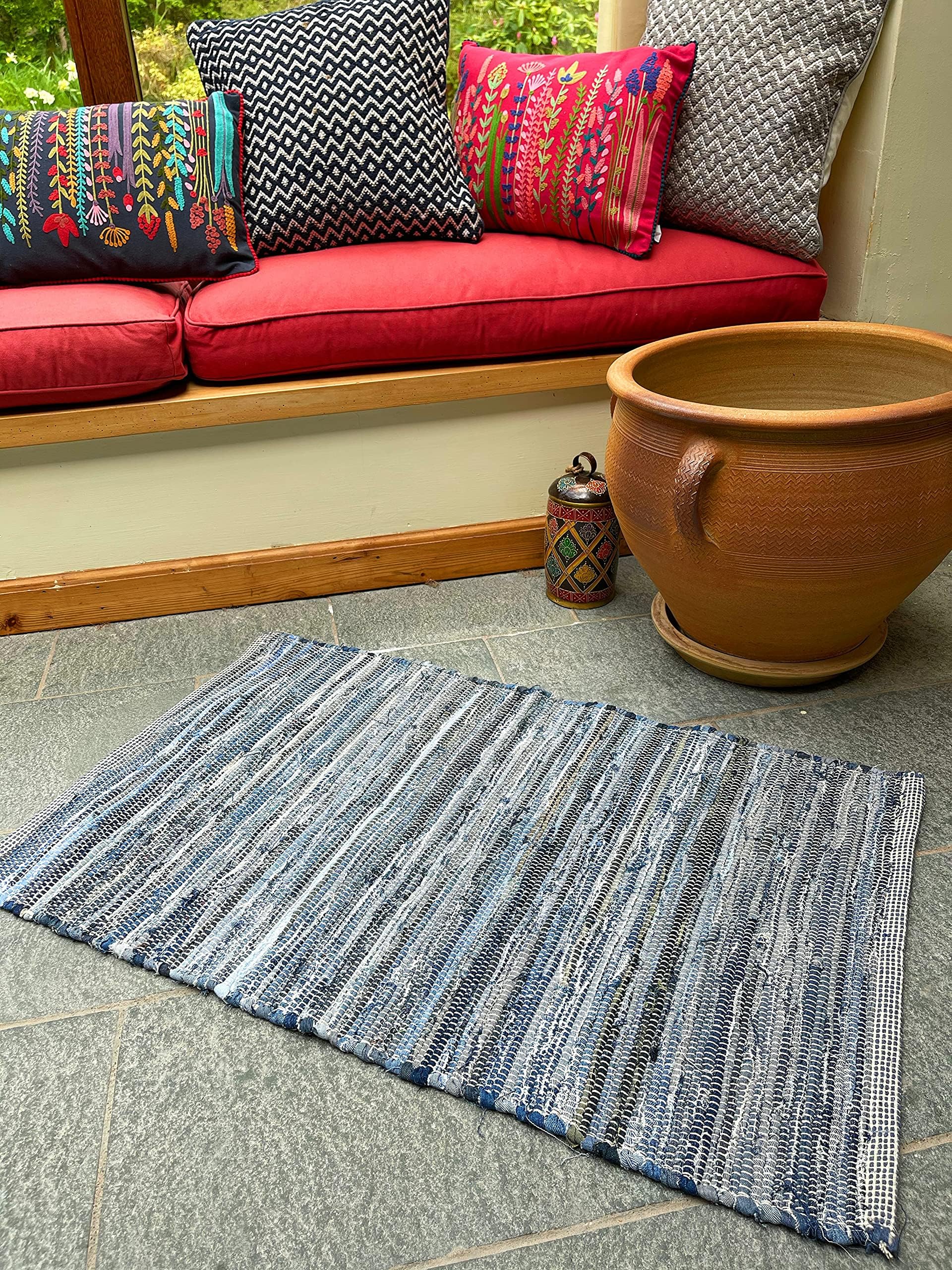 Second Nature Online DENIM Rag Rug | Ethically Sourced | Eco-Friendly | Handwoven | Blue Pale Thick Weave | Hand Loomed with Fabric Strips | Small Size (60 x 90 cm)