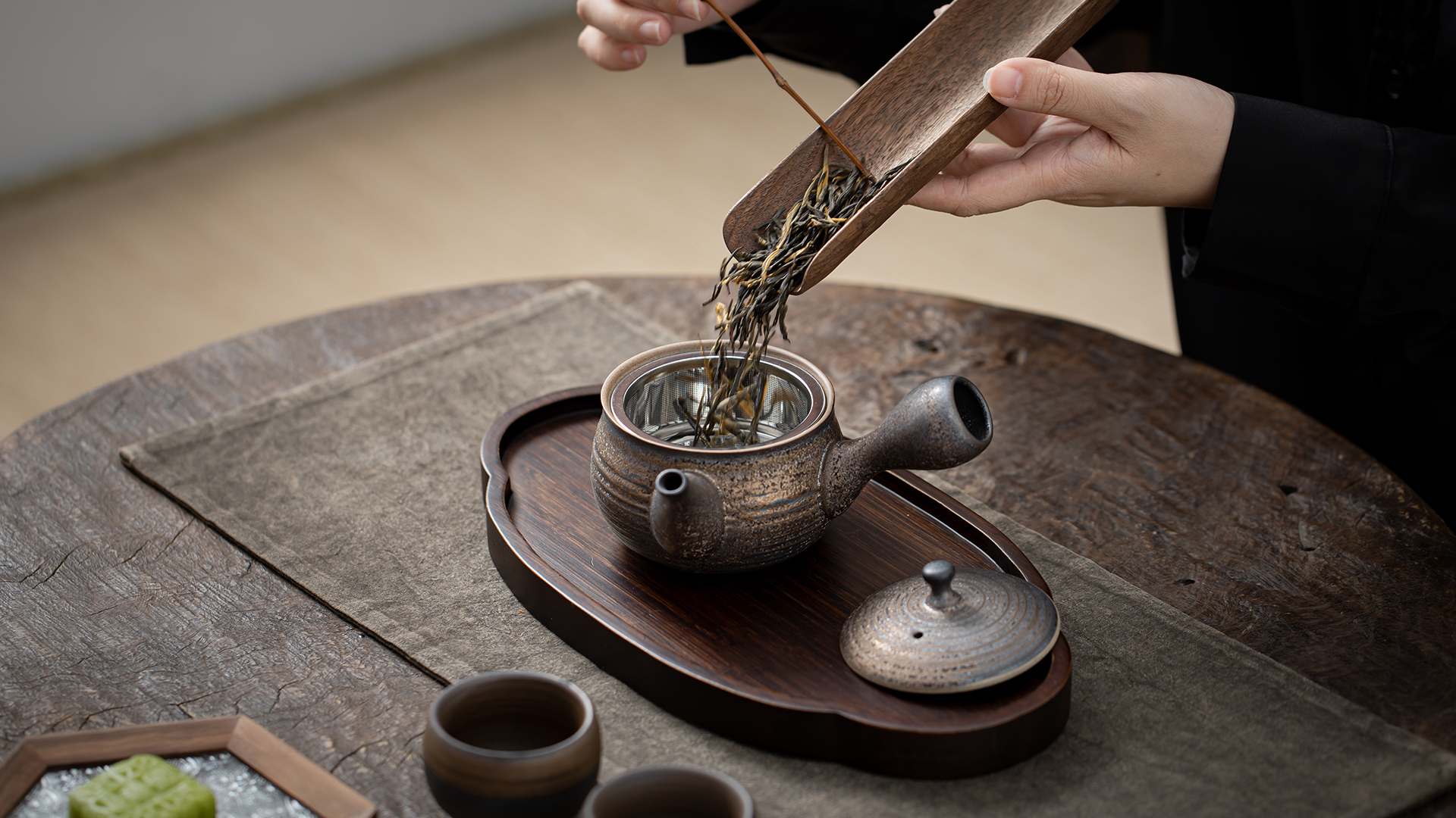 【nori3】SUGI_STOOL Amazon.com | TEANAGOO Japan Kyusu (8.5 oz) with Steeper