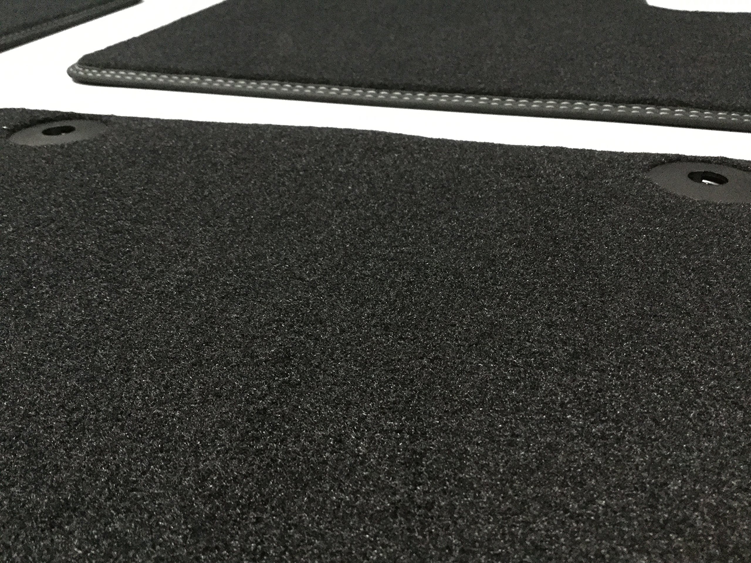 FCA 50903627 Floor Mats Velour Carpet Set Original Version AWD 4 x  