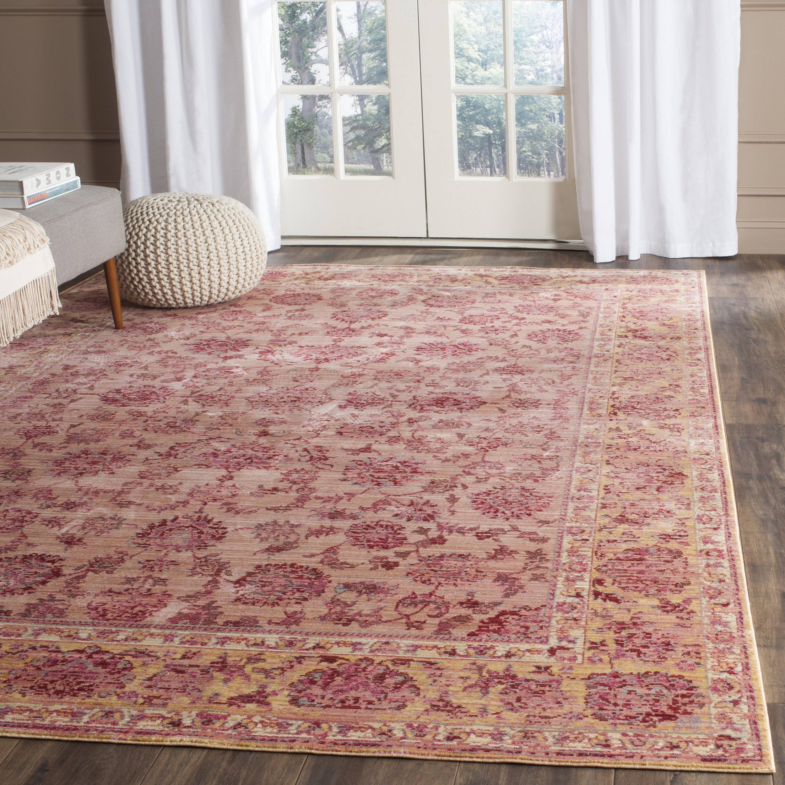 SAFAVIEHArea Rug 8x10 - Valencia Collection - Large - Pink & Multi, Vintage Boho Chic Distressed Design, Non-Shedding & Easy Cleaning, Ideal for Living Room, Bedroom, Office, Dining Space (VAL113H)