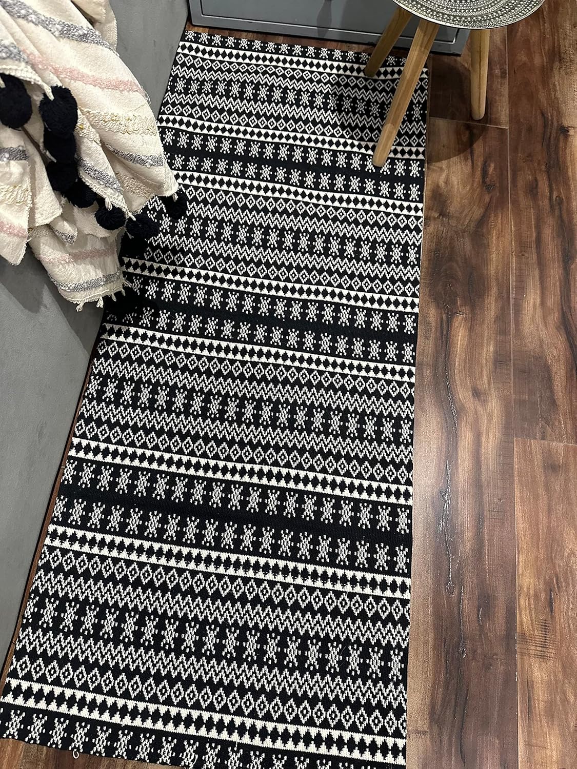 Buy AWARD VELVETS Jacquard Bedside Runner Carpet Cotton & Viscose Rug