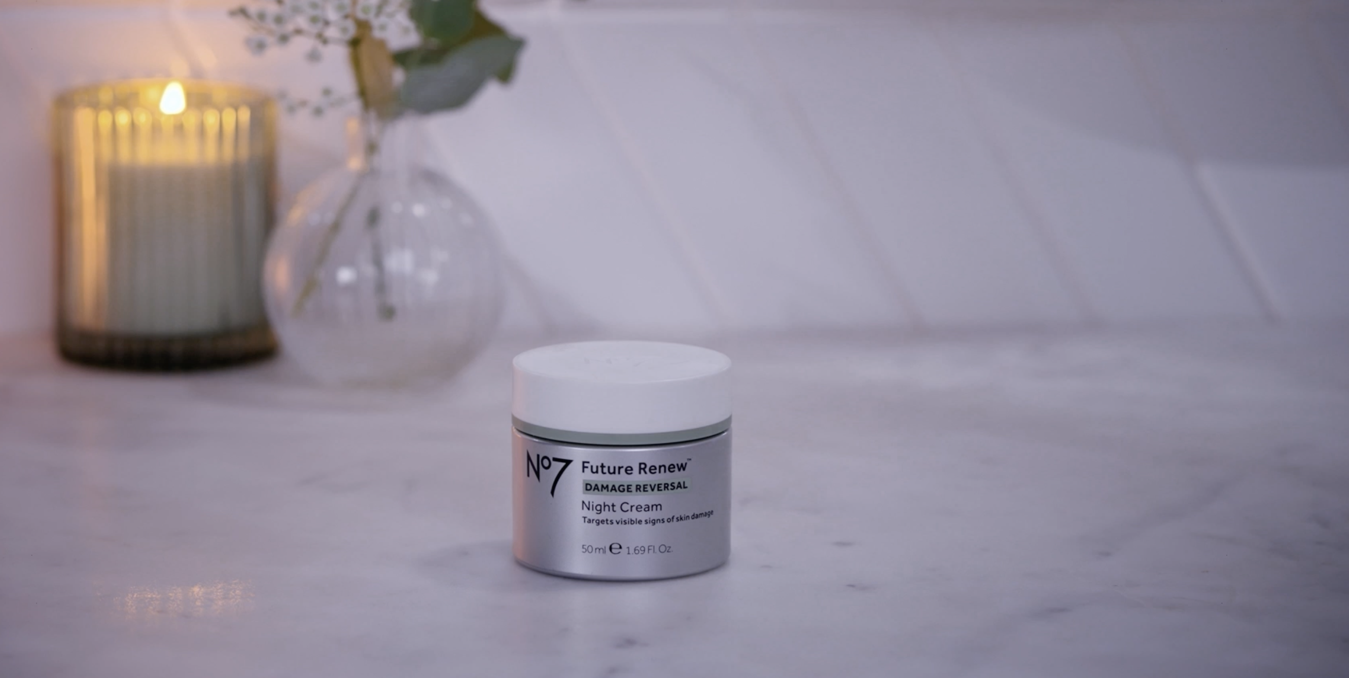 Amazon.com: No7 Future Renew Damage Reversal Night Cream - Anti