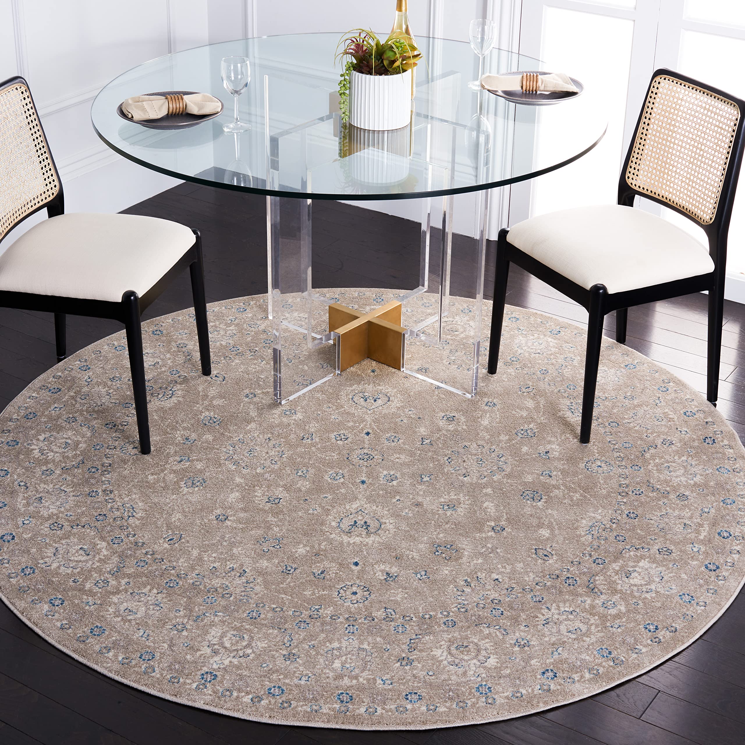 SAFAVIEH Sofia Collection 6'7