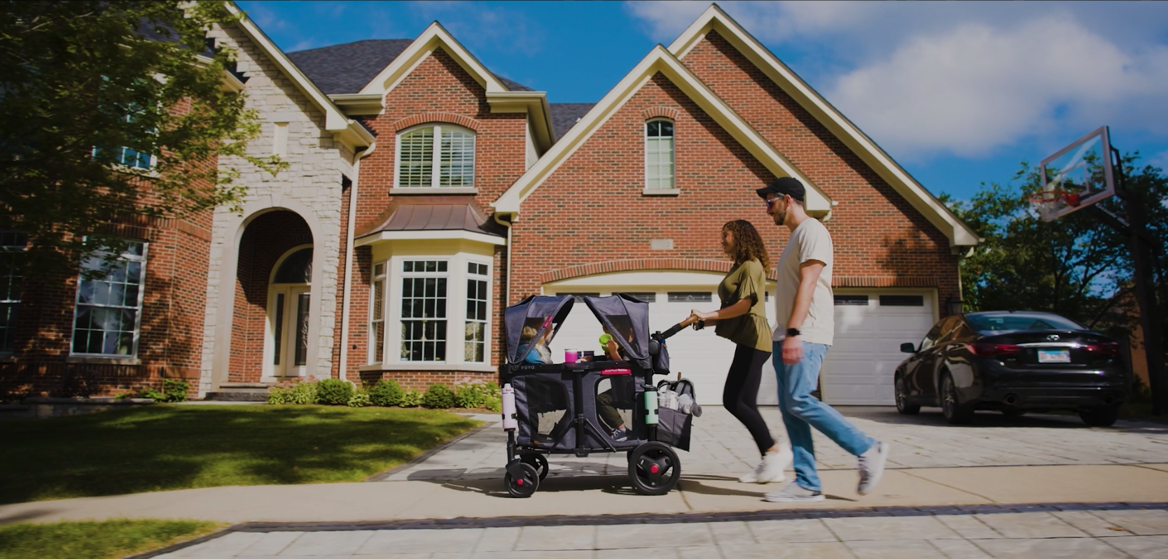 Radio Flyer Voya XT Quad Stroller Wagon, for Ages 6+ Months, Extra Tall  Sides, Push or Pull, 4 Seats, Dual Sun Canopies, Compact Fold, Storage  Space, 5-Point Harnesses, Stroller Wagon for Kids : Toys & Games -  Amazon.com